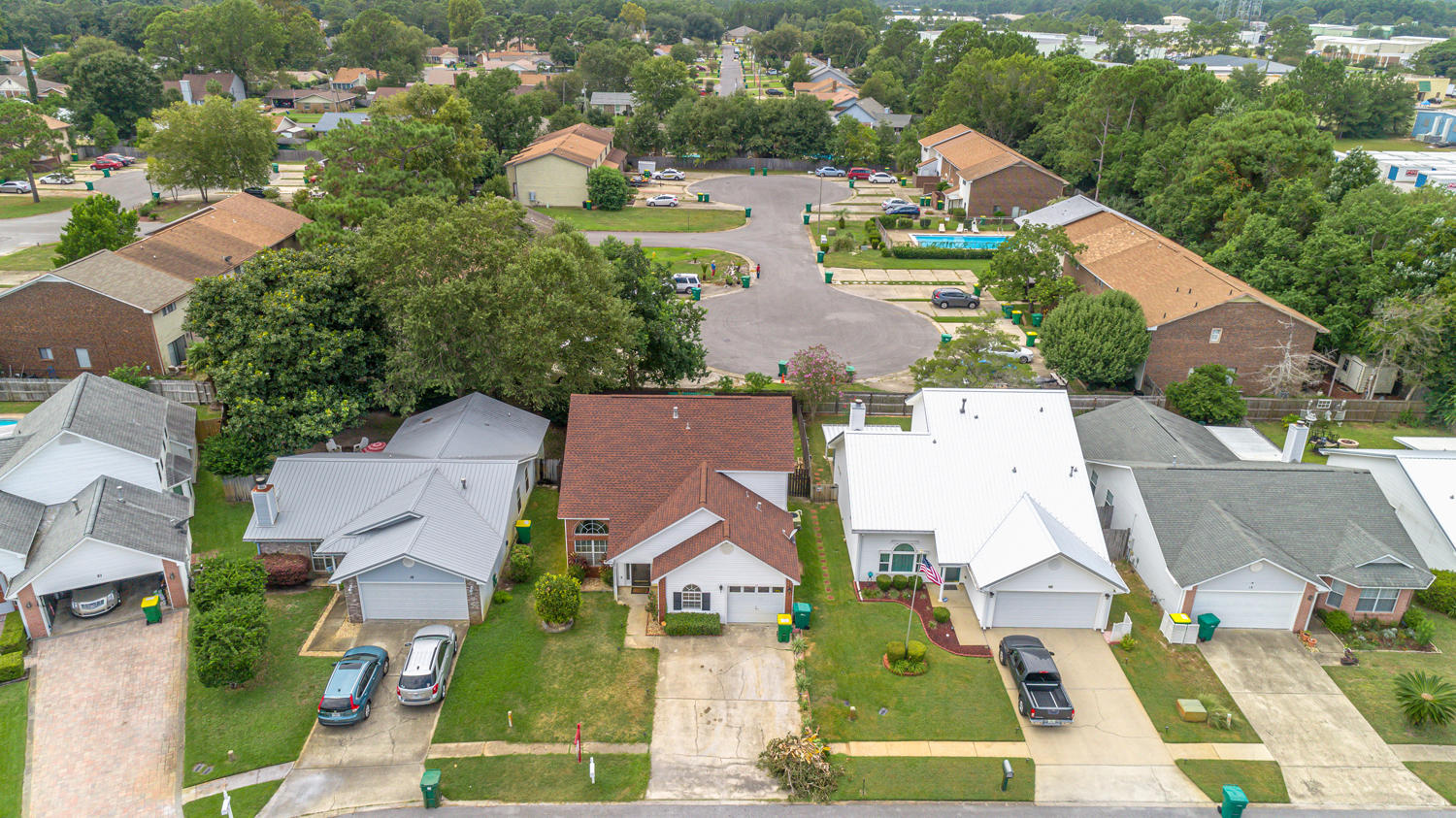 EMERALD ESTATES - Residential