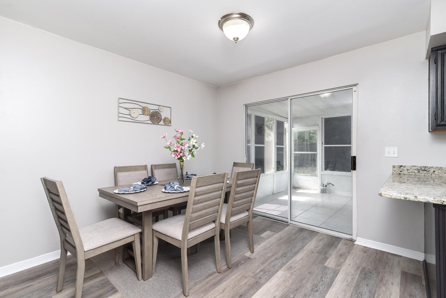 EMERALD ESTATES - Residential