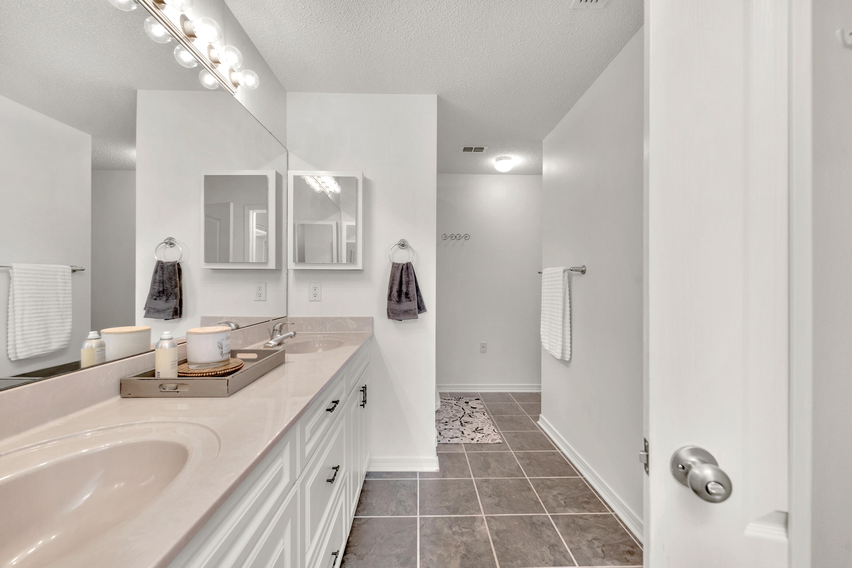 STEEPLECHASE PH 3 - Residential