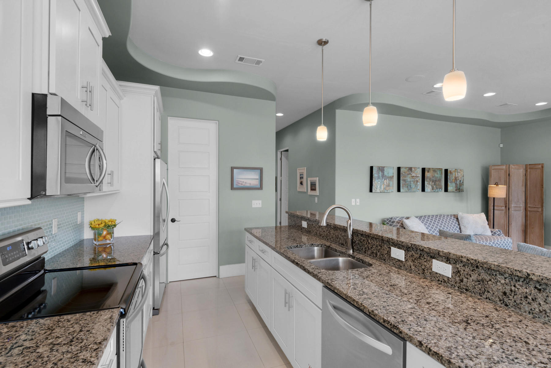 VILLA LAGO - Residential