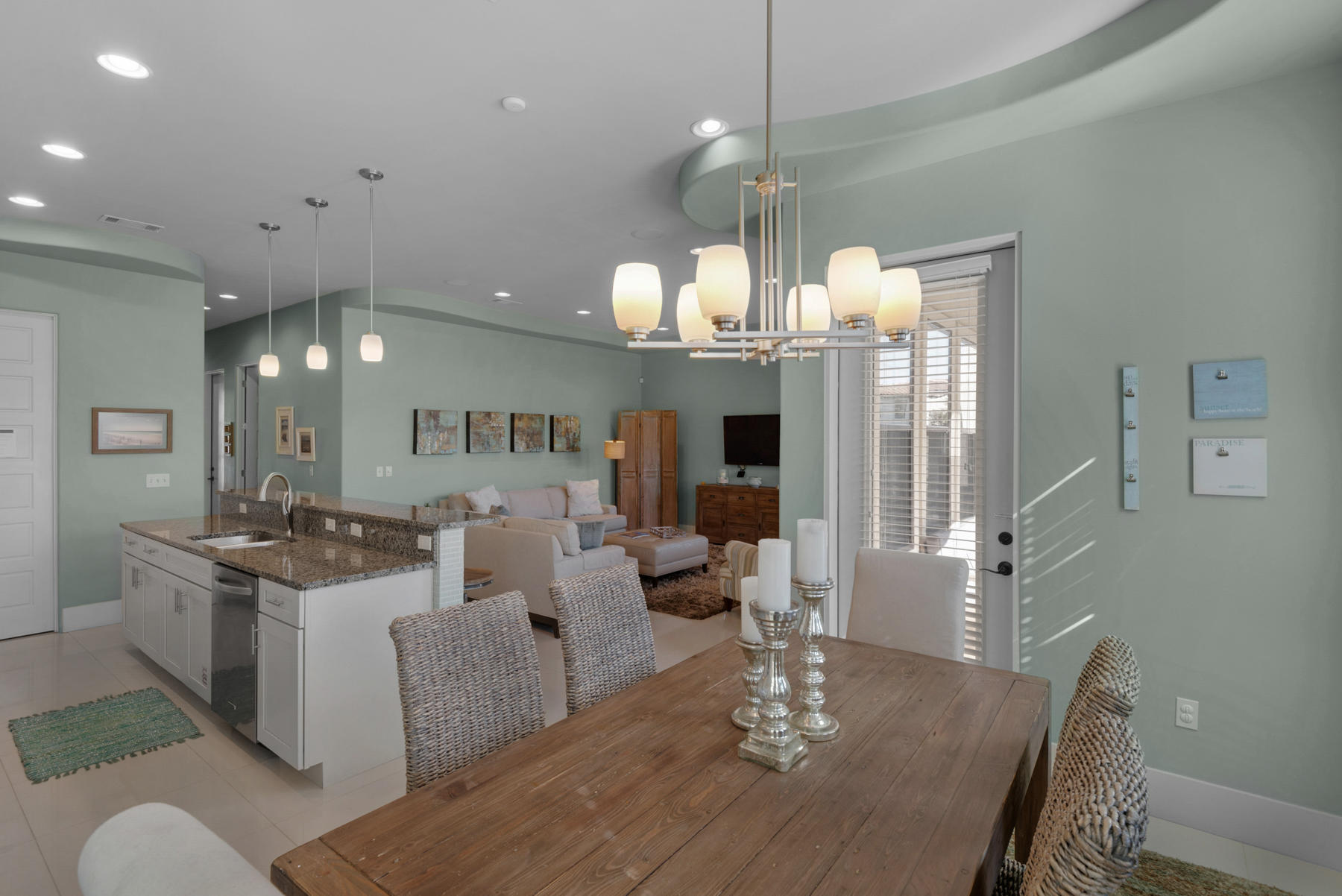 VILLA LAGO - Residential