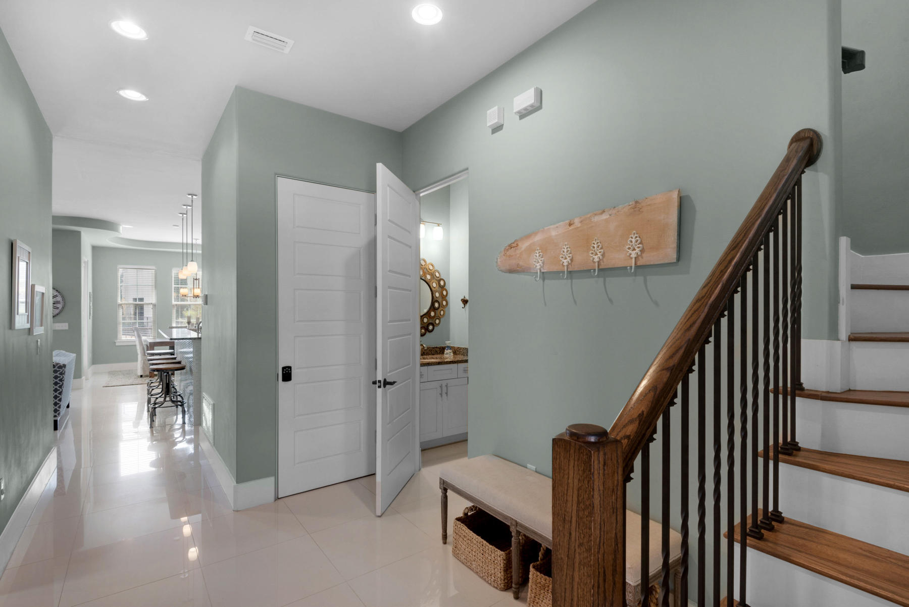 VILLA LAGO - Residential