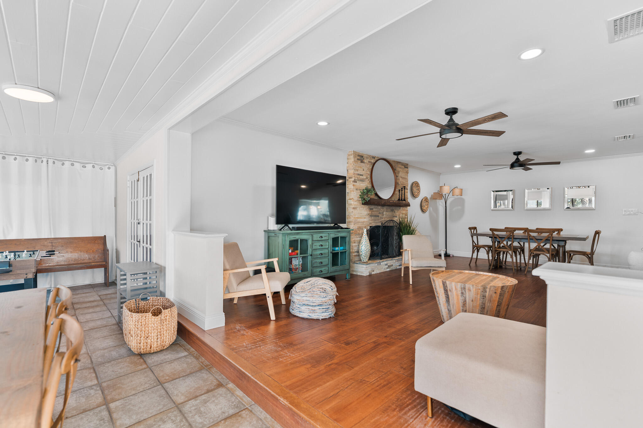 LAGOON HEIGHTS - Residential