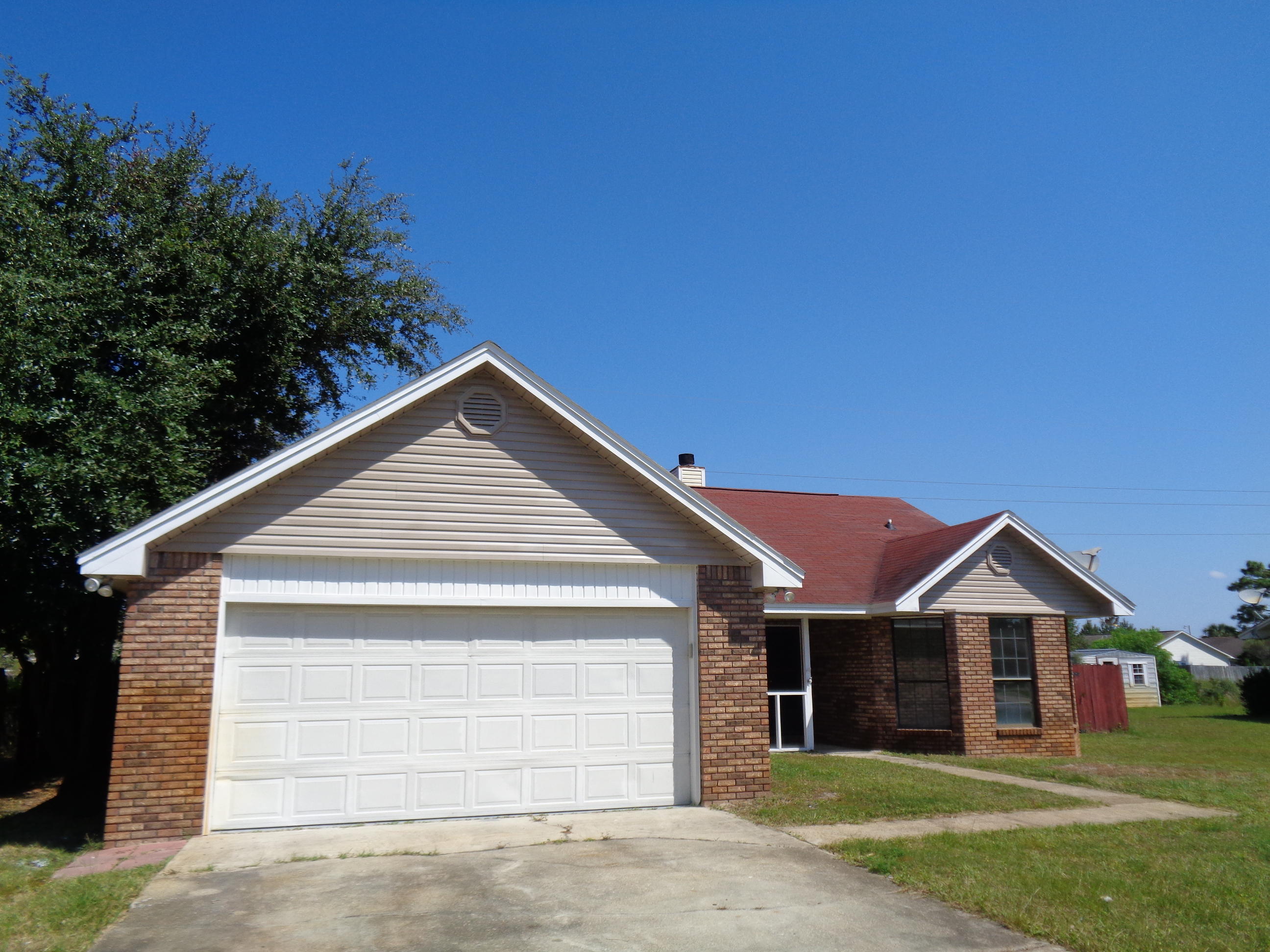 FOX DEN VILLAGES - Residential