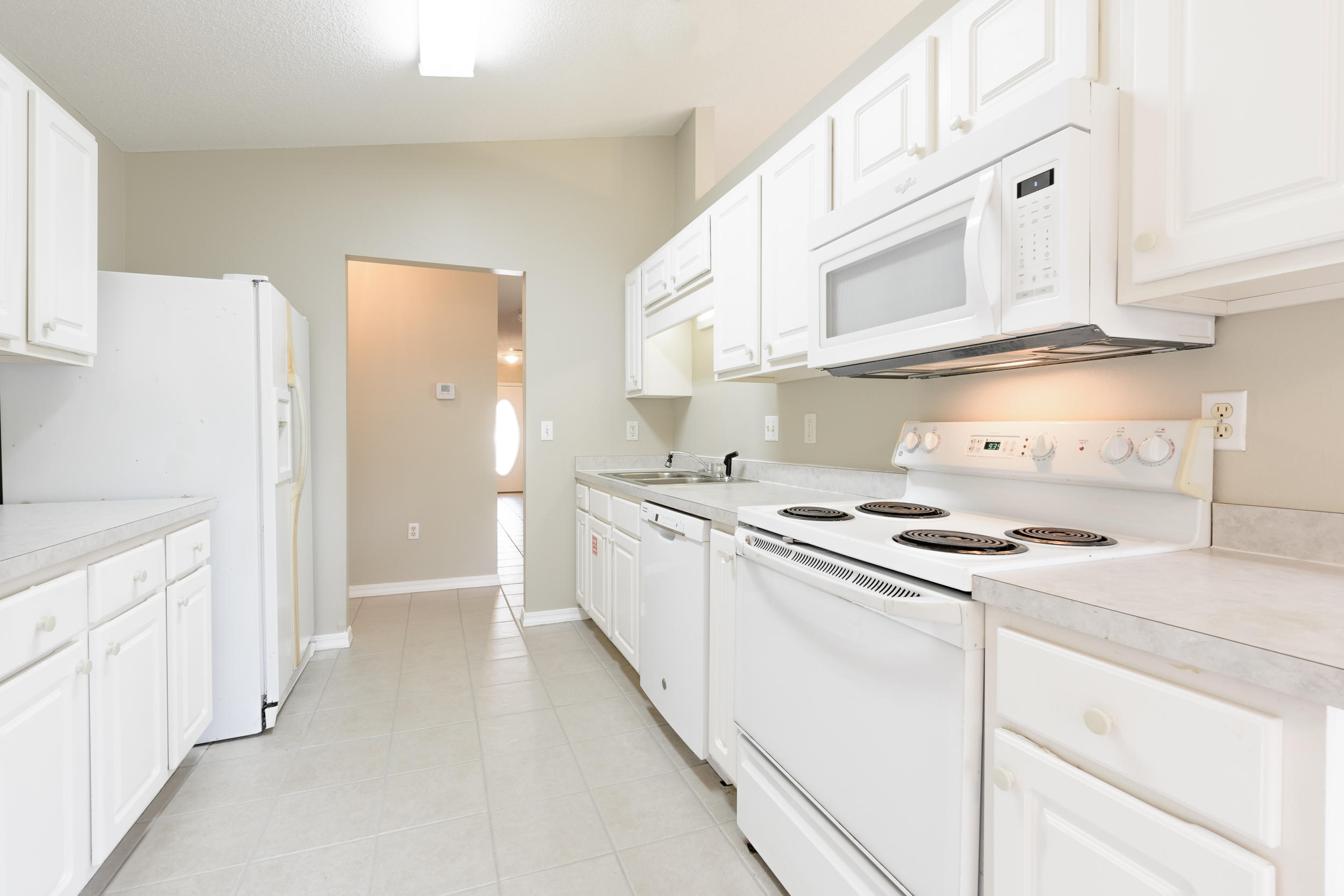 MARAVILLA COTTAGES - Residential