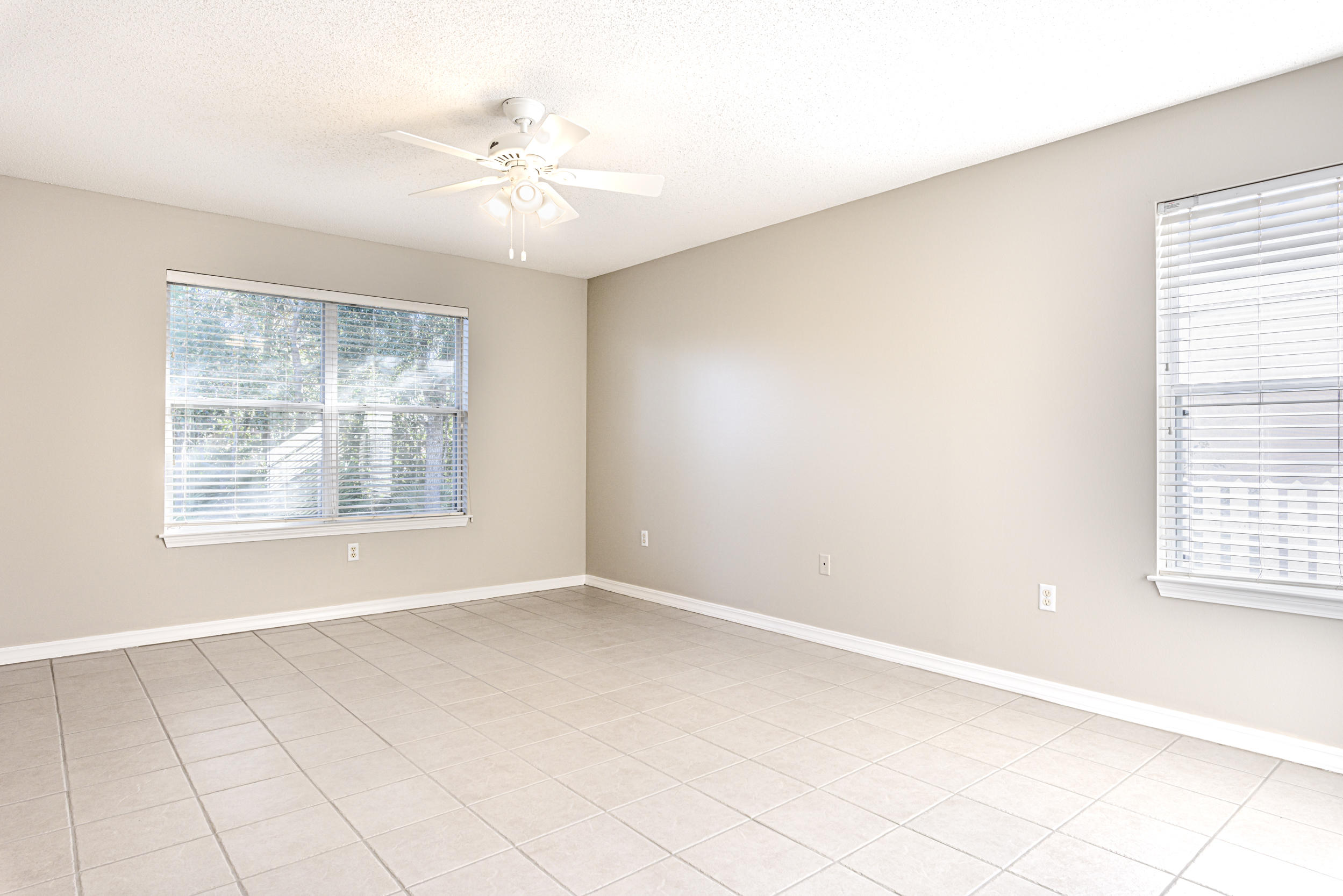 MARAVILLA COTTAGES - Residential