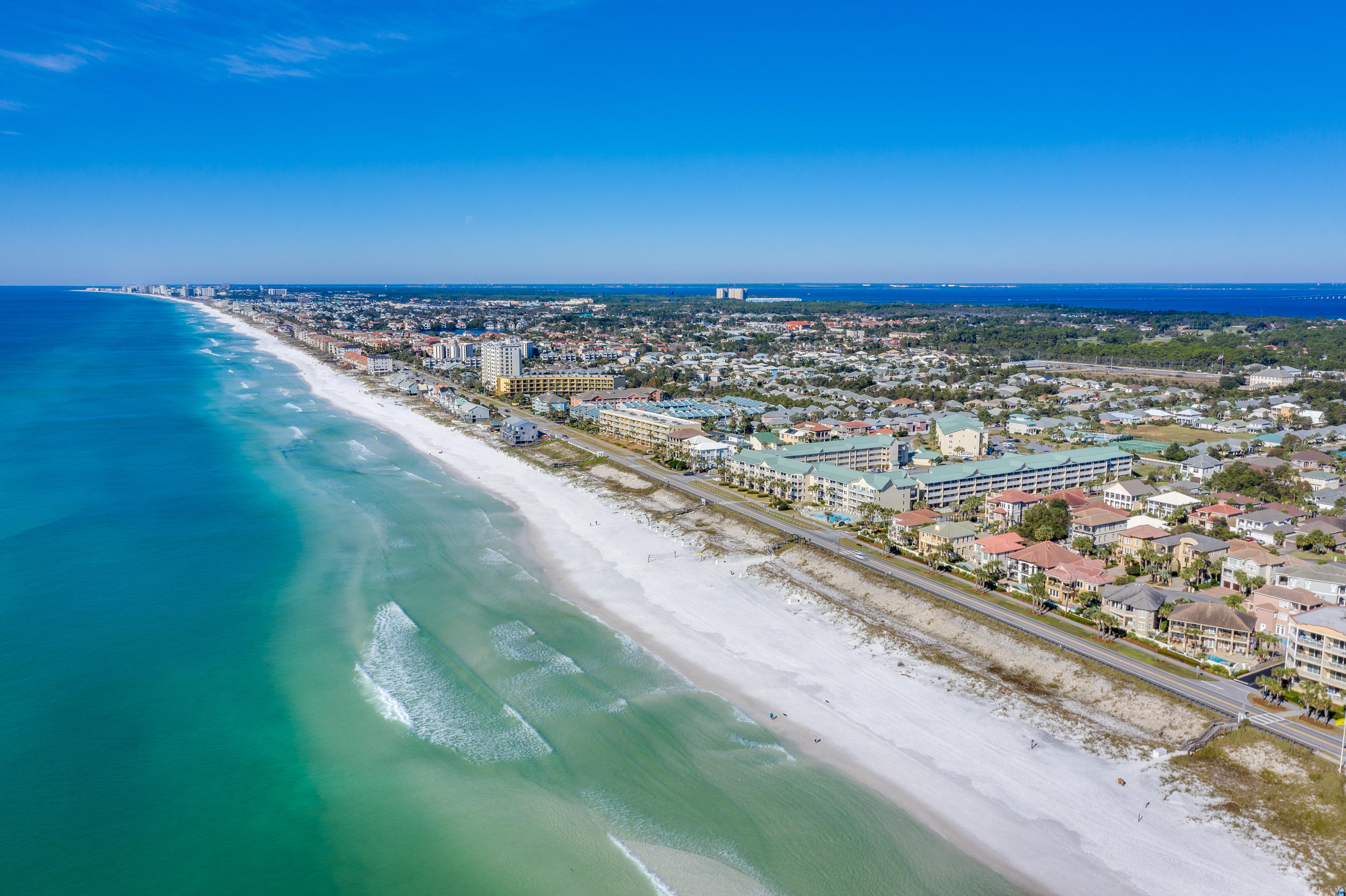 MARAVILLA COTTAGES - Residential