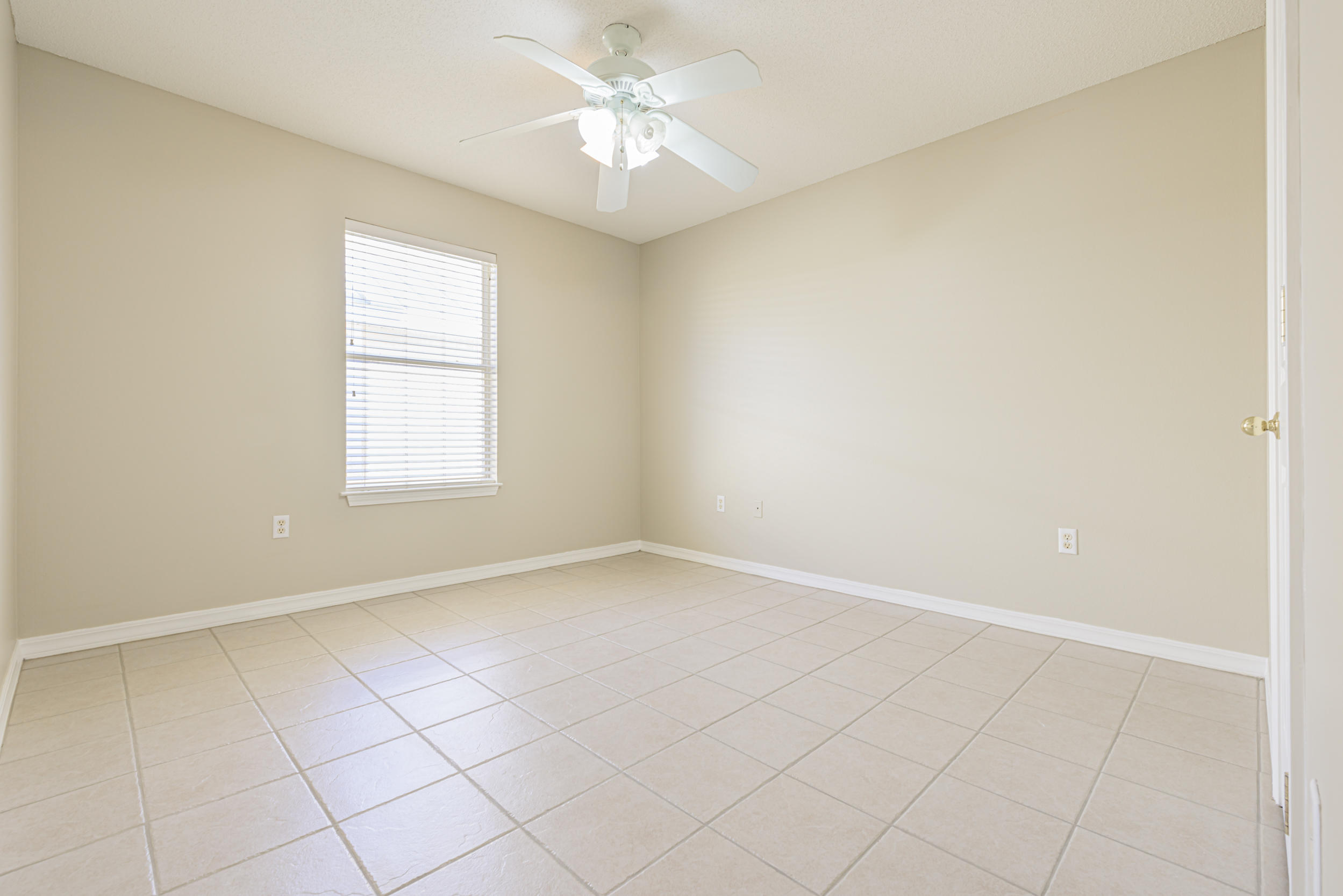 MARAVILLA COTTAGES - Residential