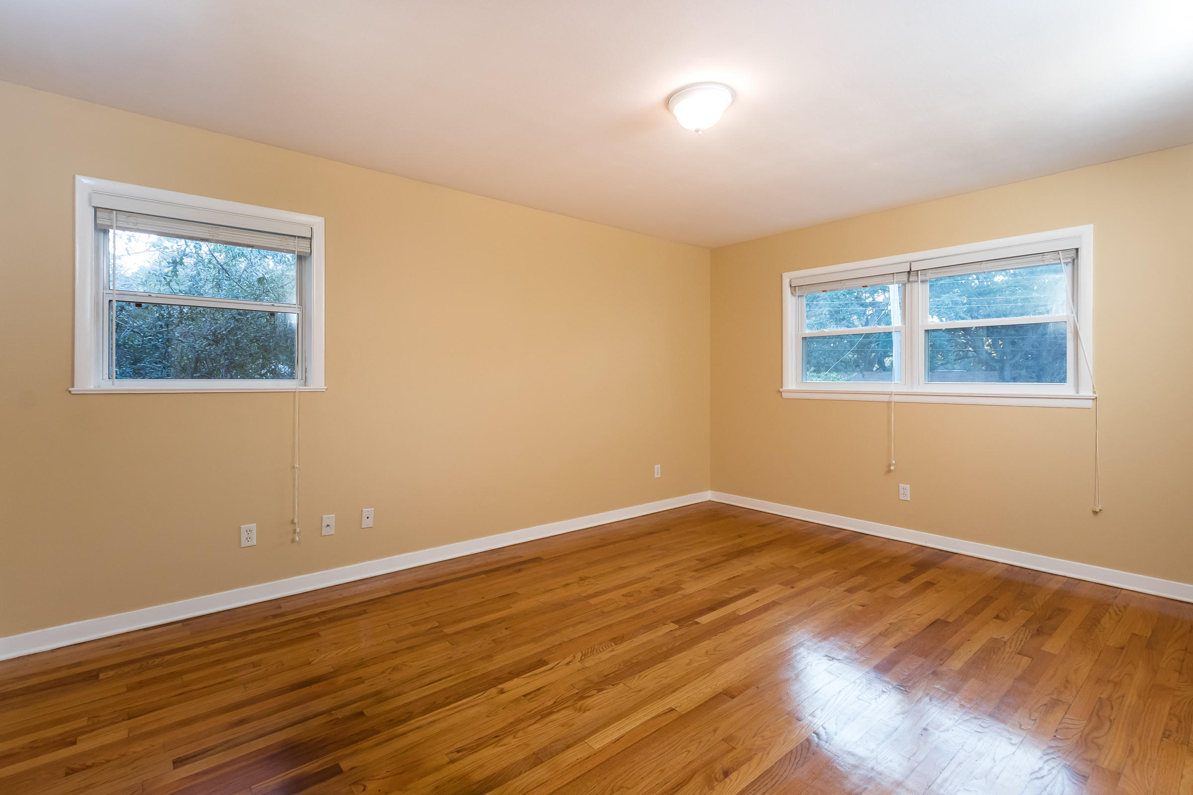 VILLA RUSS PARK - Residential