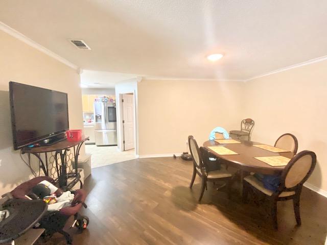 FOXWOOD ESTATES 1 - Residential Lease