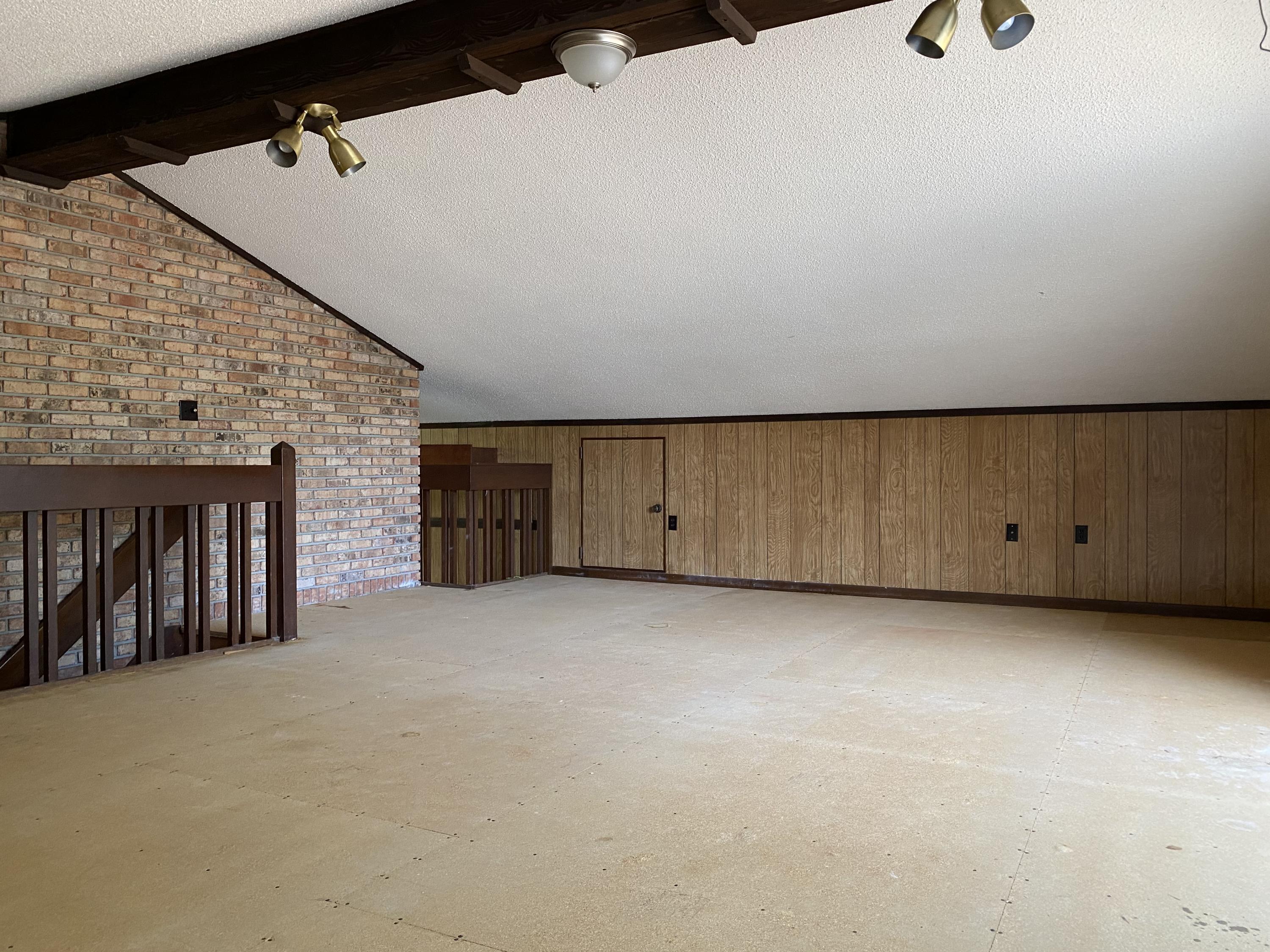 NAVARRE S/D 1ST ADDN - Residential