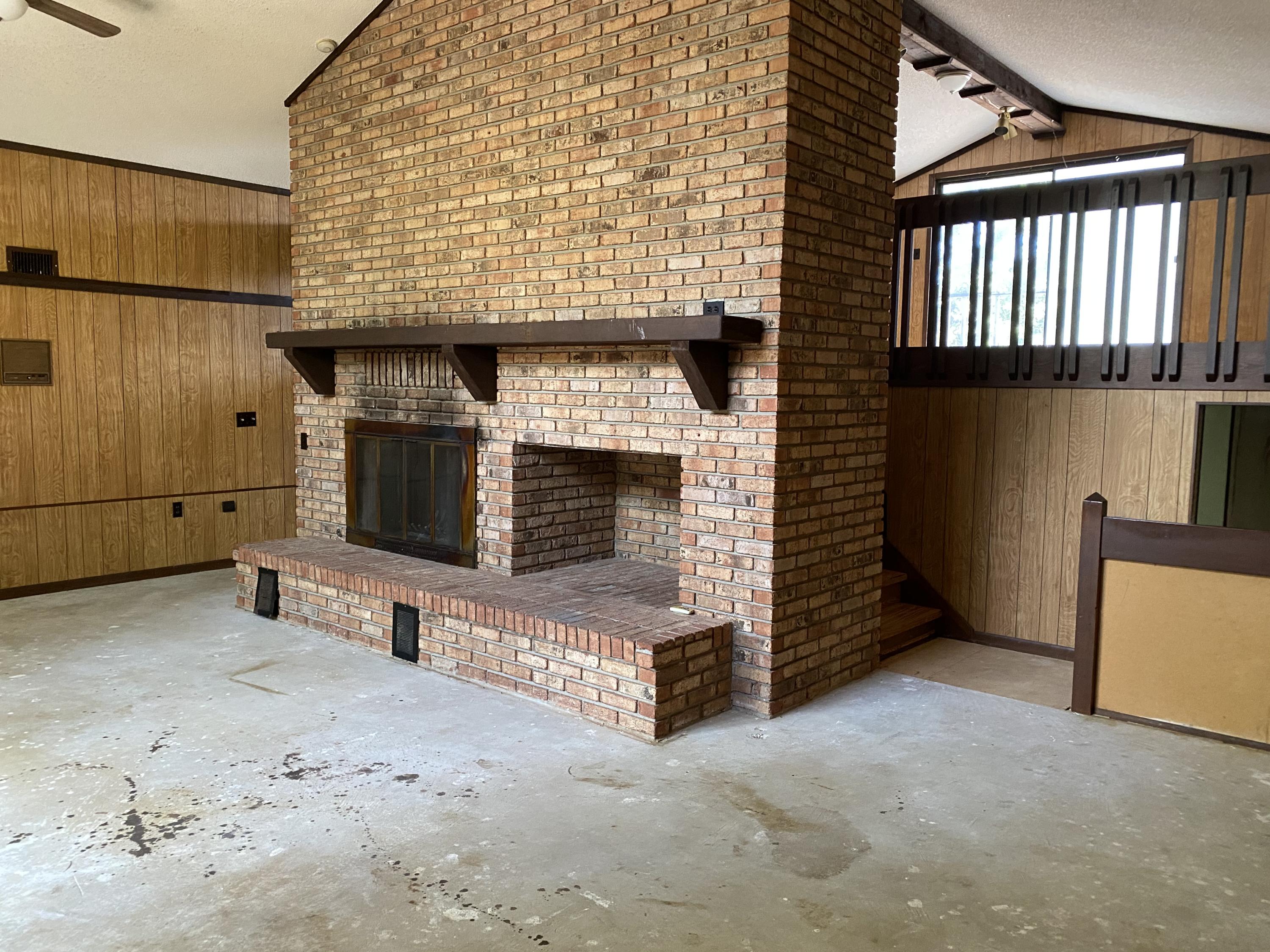 NAVARRE S/D 1ST ADDN - Residential