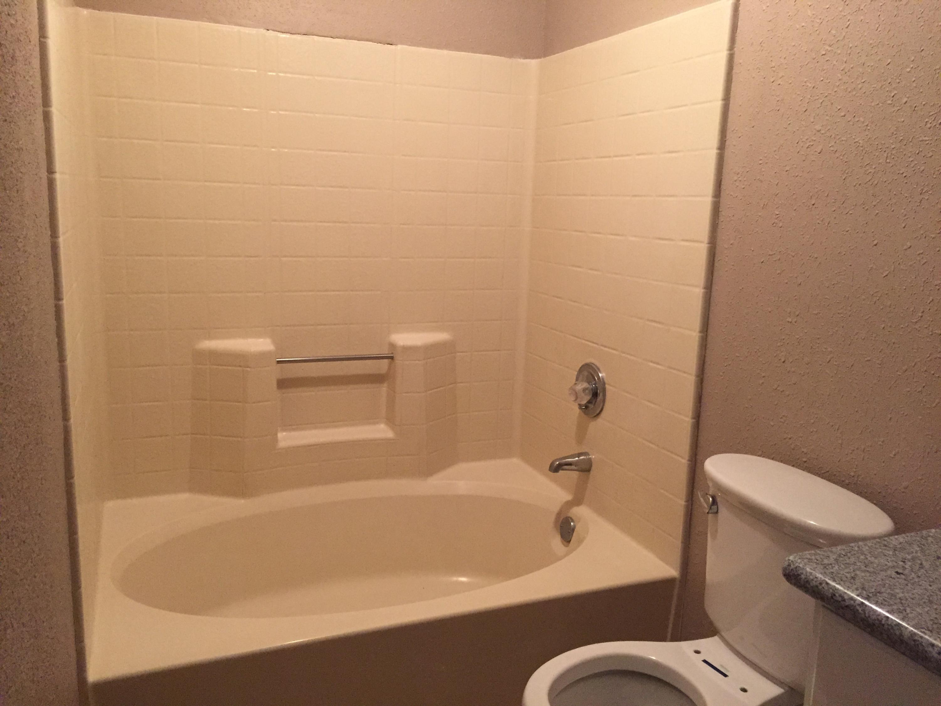 COUNTRY BREEZE ESTATES - Residential