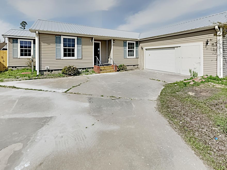 Great opportunity to own this move-in ready home that features 3 bedrooms & 2 bathrooms. This property offers a newer roof & all new carpet. Enjoy the open living space or the screened in porch with privacy fencing. Property location is minutes to the bayou, parks, Tyndall Air Force Base, shopping centers and more. Property is easy to show, make an appointment to tour today.