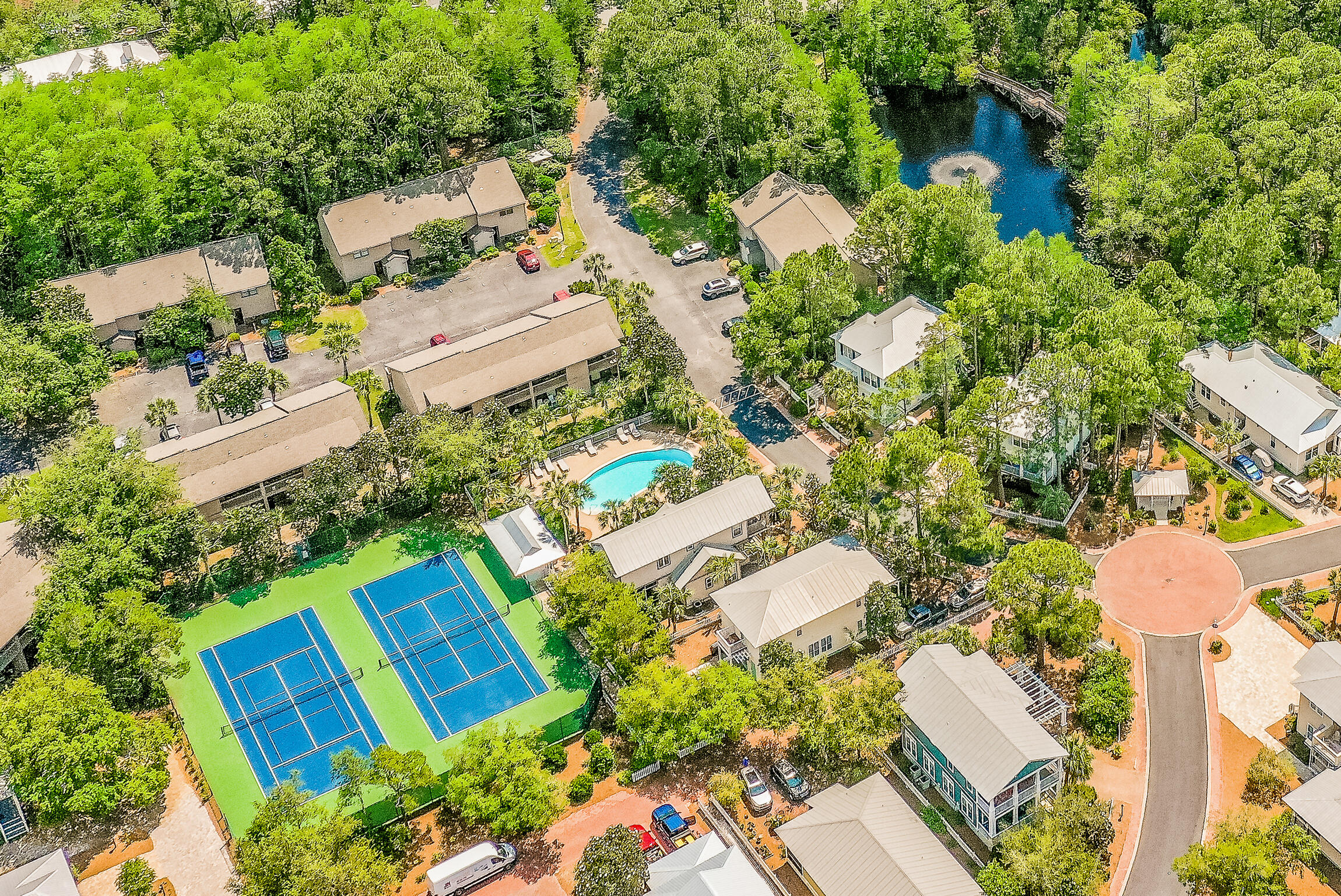 CASSINE GARDENS T/H PH 4 - Residential