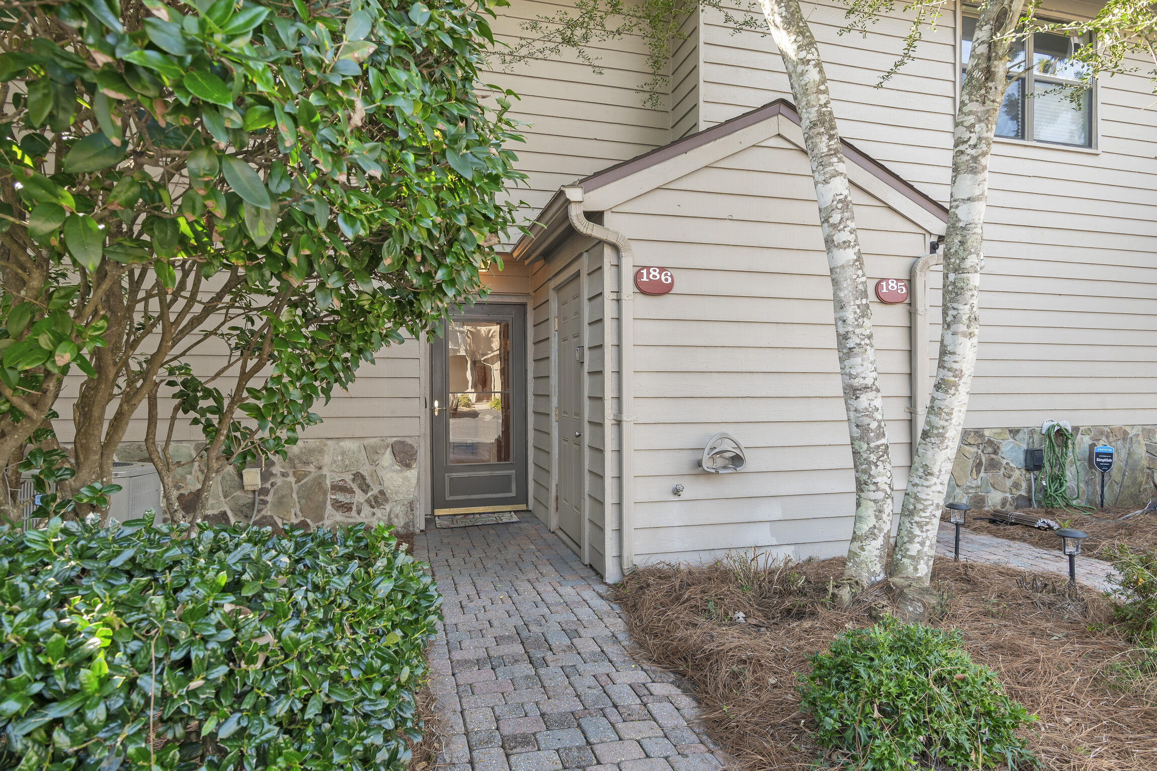 CASSINE GARDENS T/H PH 4 - Residential