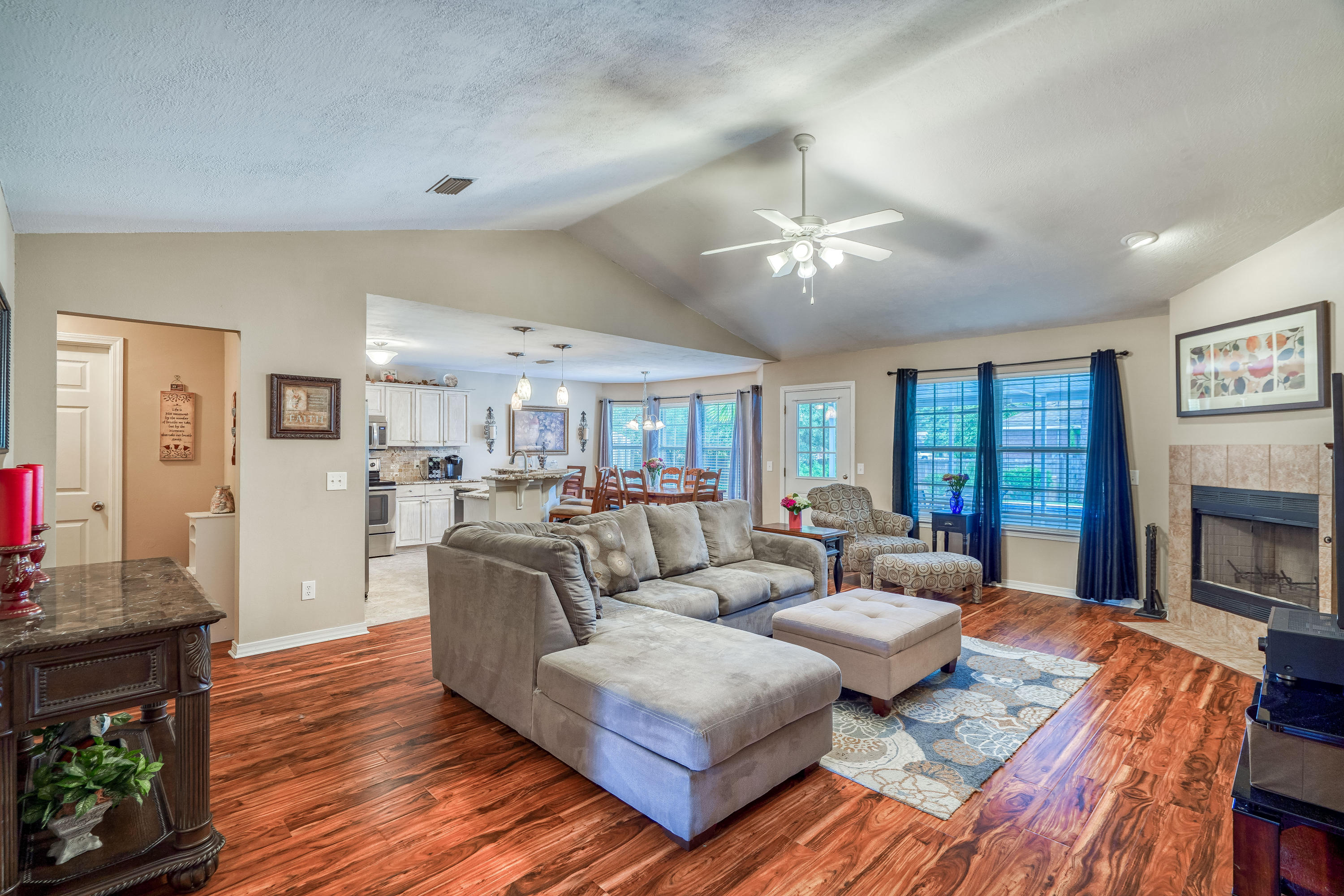 PALMETTO RIDGE - Residential