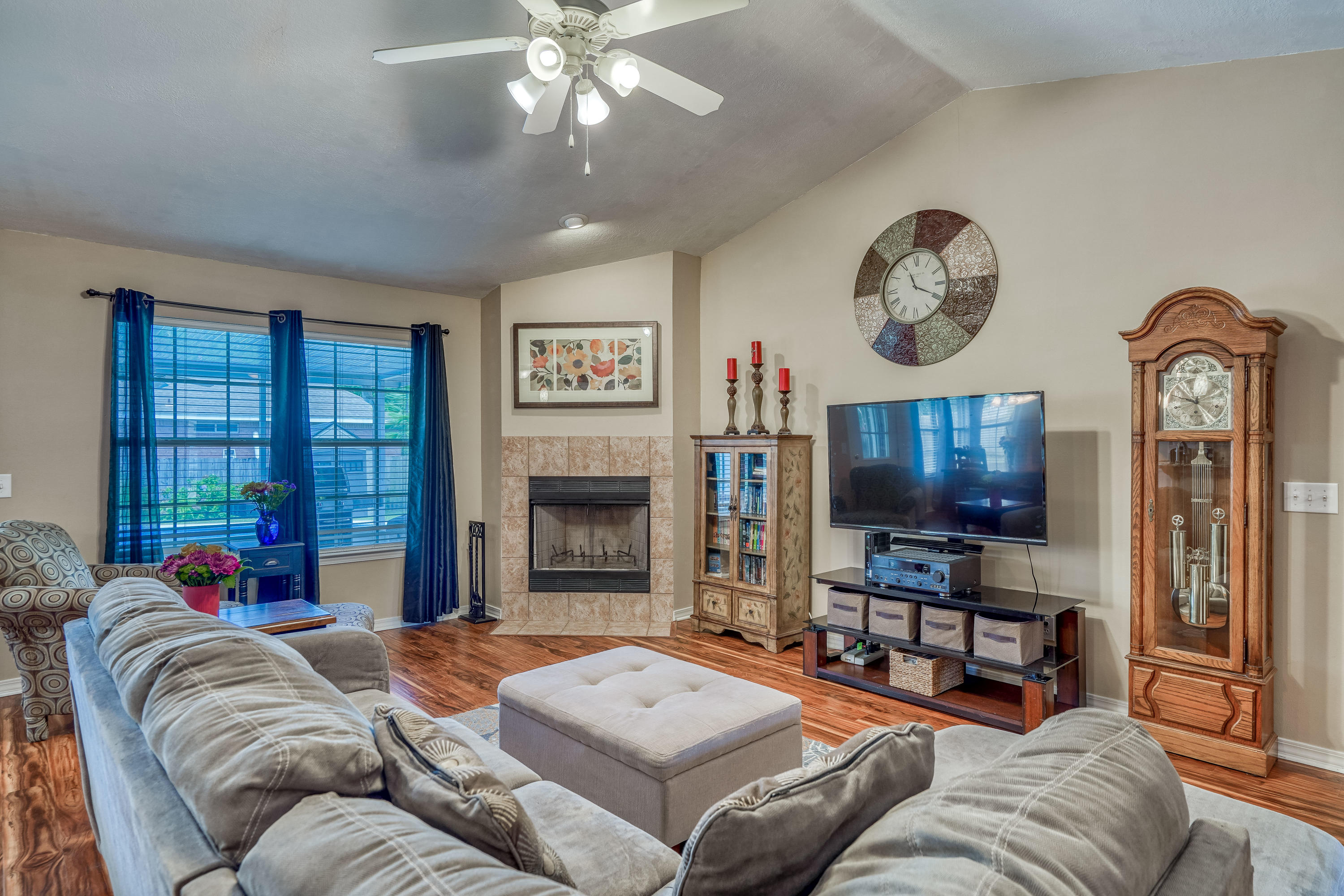 PALMETTO RIDGE - Residential