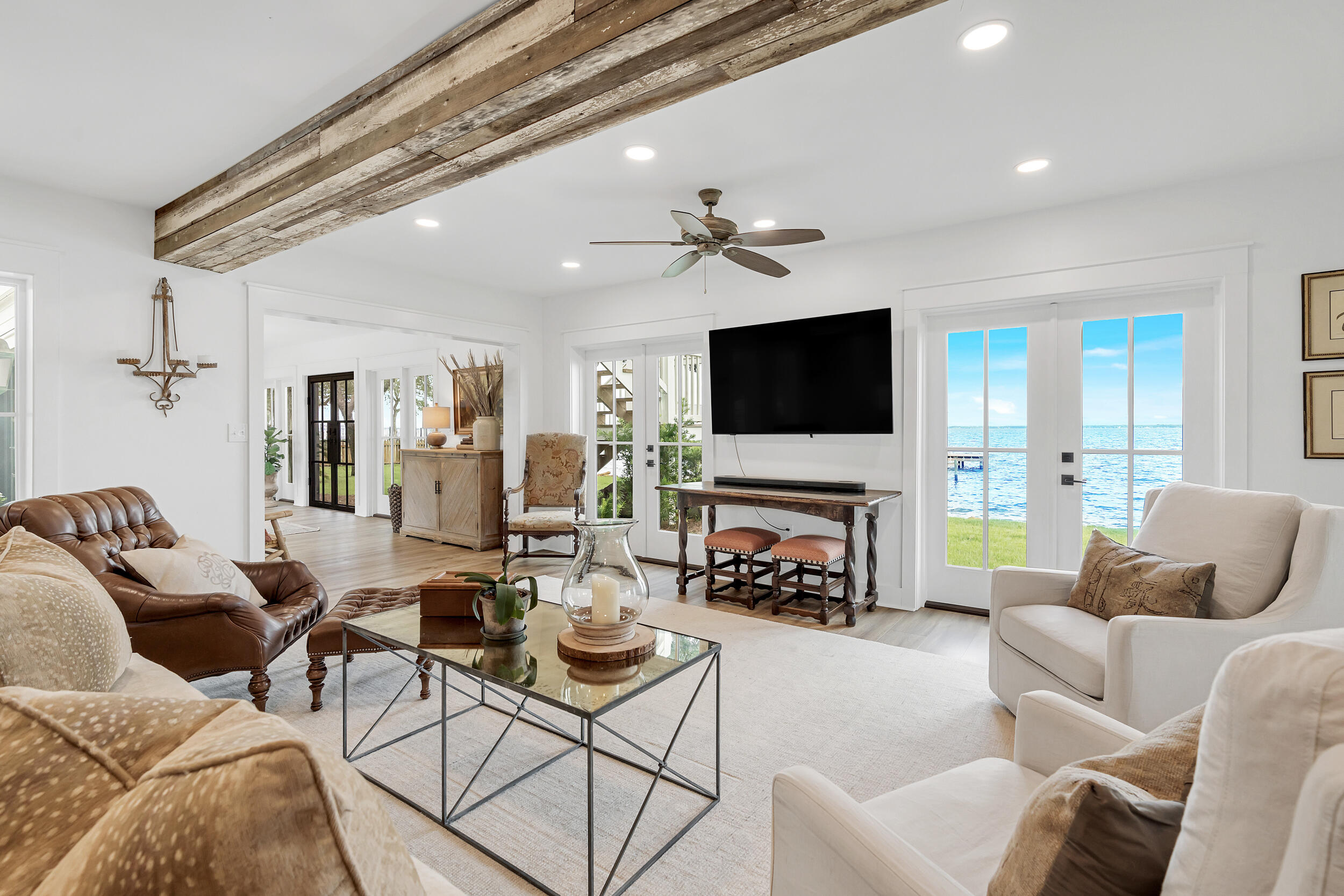 BAY PINES - Residential