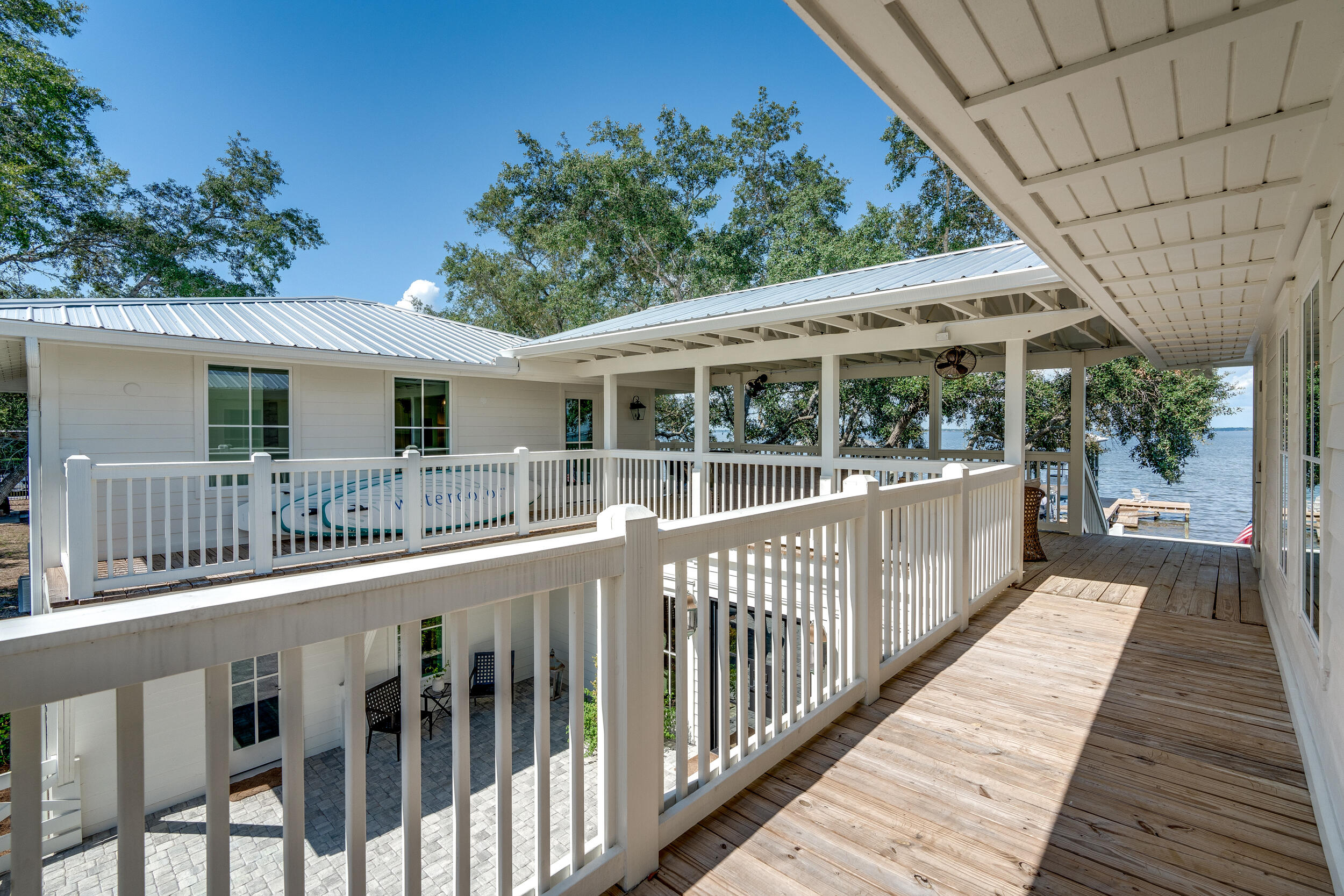 BAY PINES - Residential