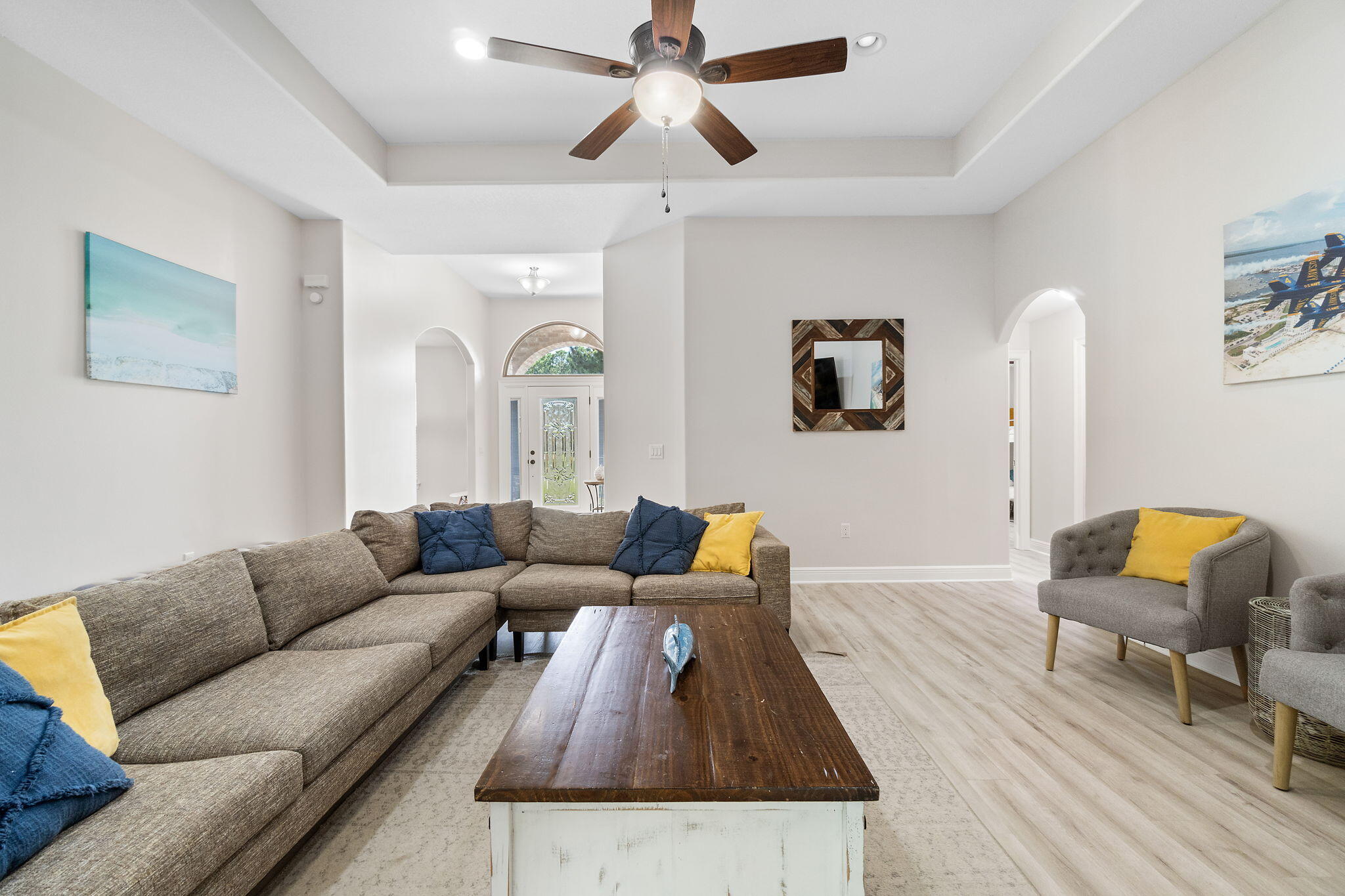 HOLLEY BY THE SEA - Residential