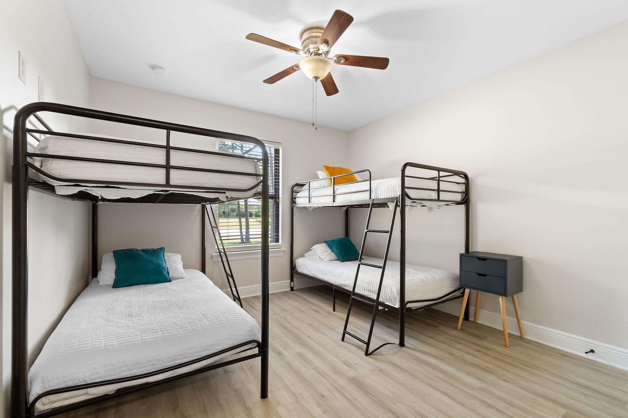 HOLLEY BY THE SEA - Residential