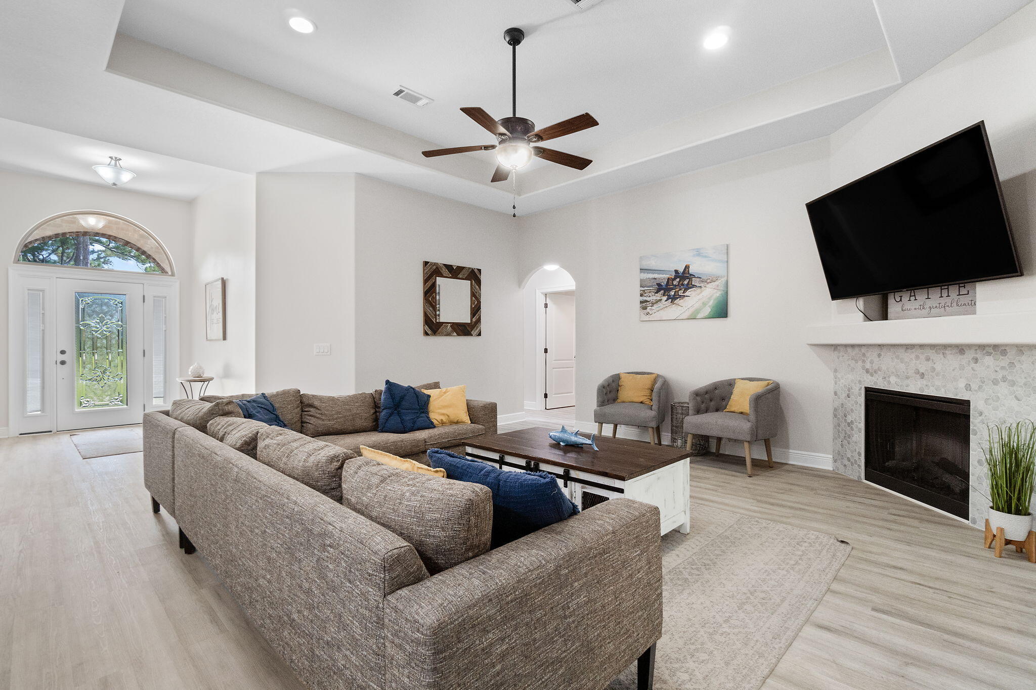 HOLLEY BY THE SEA - Residential