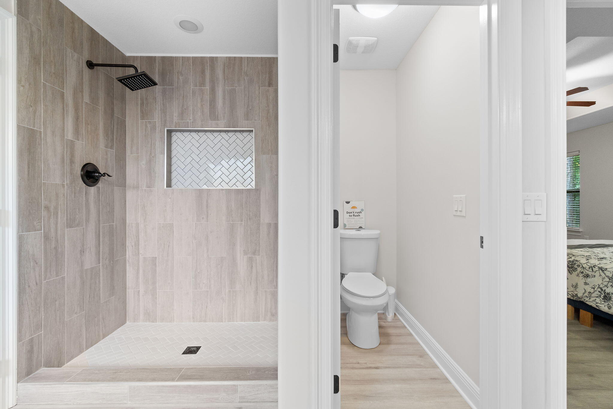 HOLLEY BY THE SEA - Residential