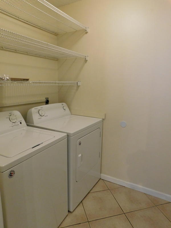 COLLEGE OAKS - Residential