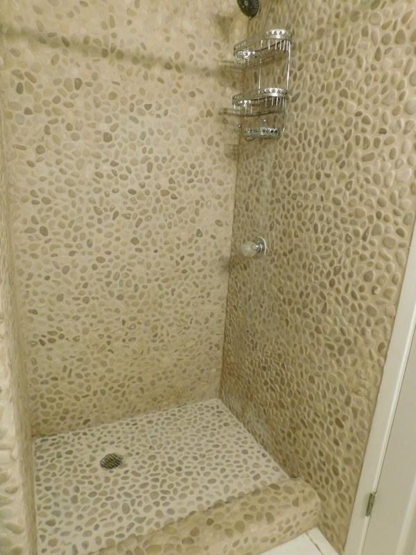 COLLEGE OAKS - Residential