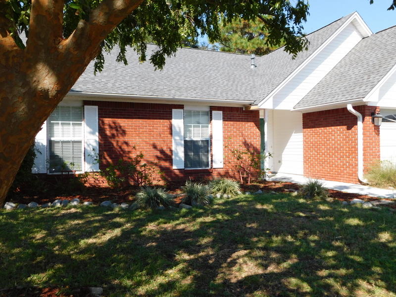 COLLEGE OAKS - Residential