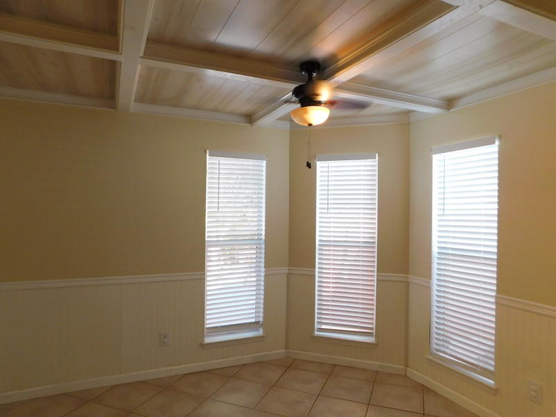 COLLEGE OAKS - Residential