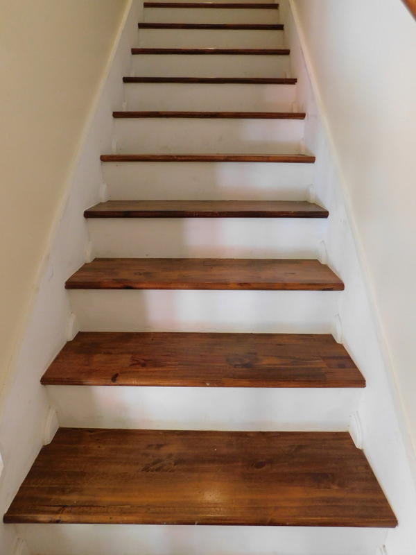 COLLEGE OAKS - Residential