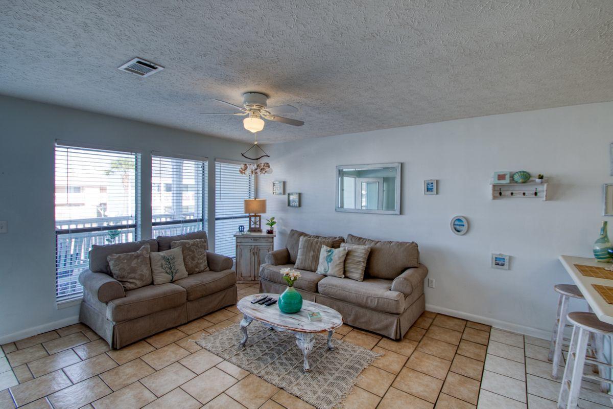 SOUTHWIND 3 CONDO - Residential