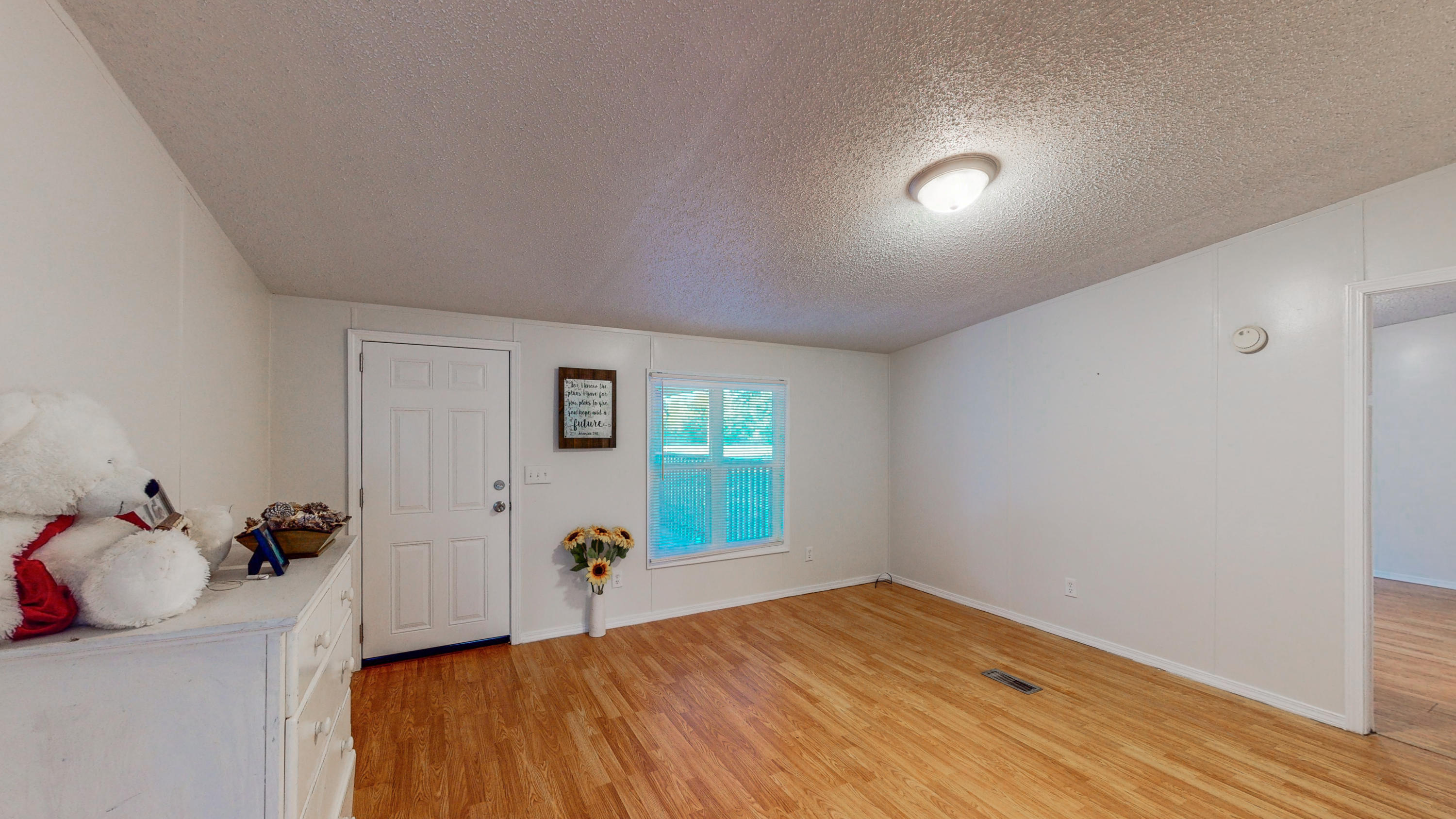 CRESTVIEW - Residential