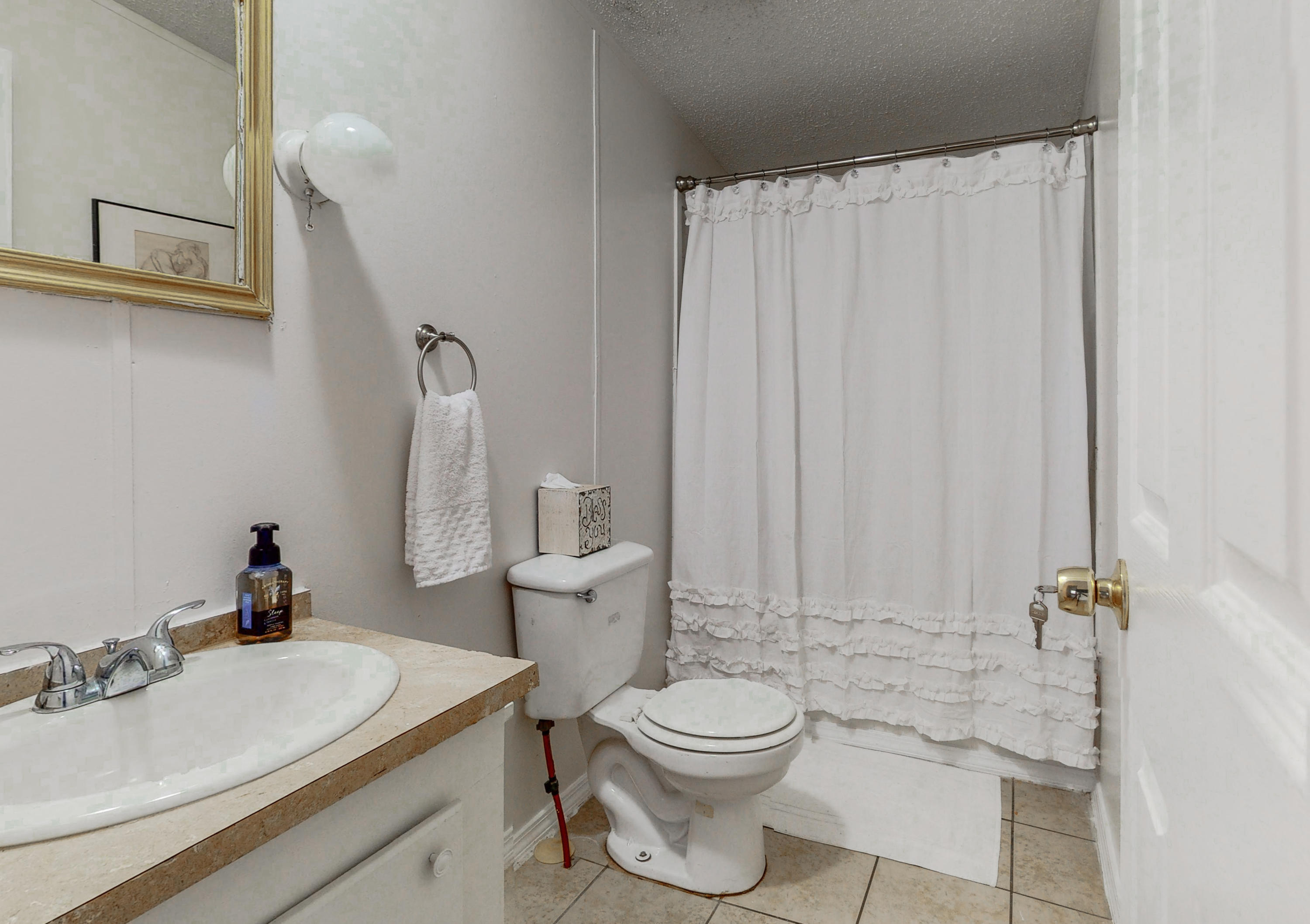 CRESTVIEW - Residential