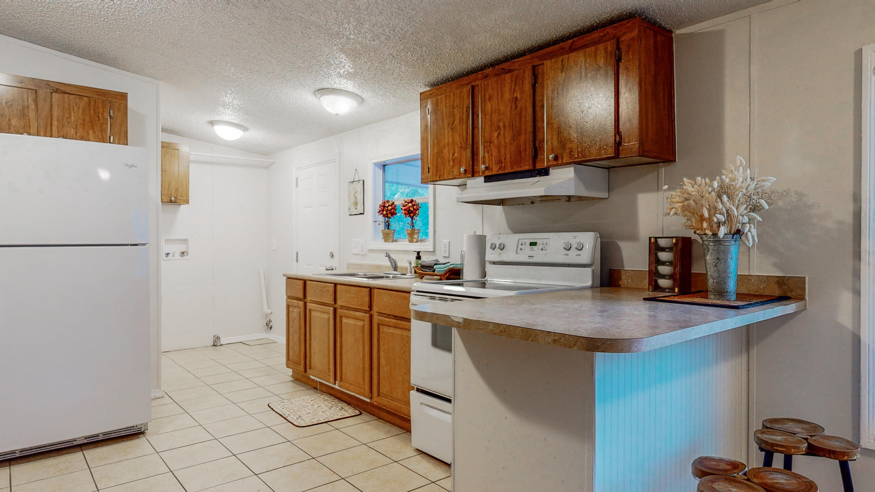 CRESTVIEW - Residential