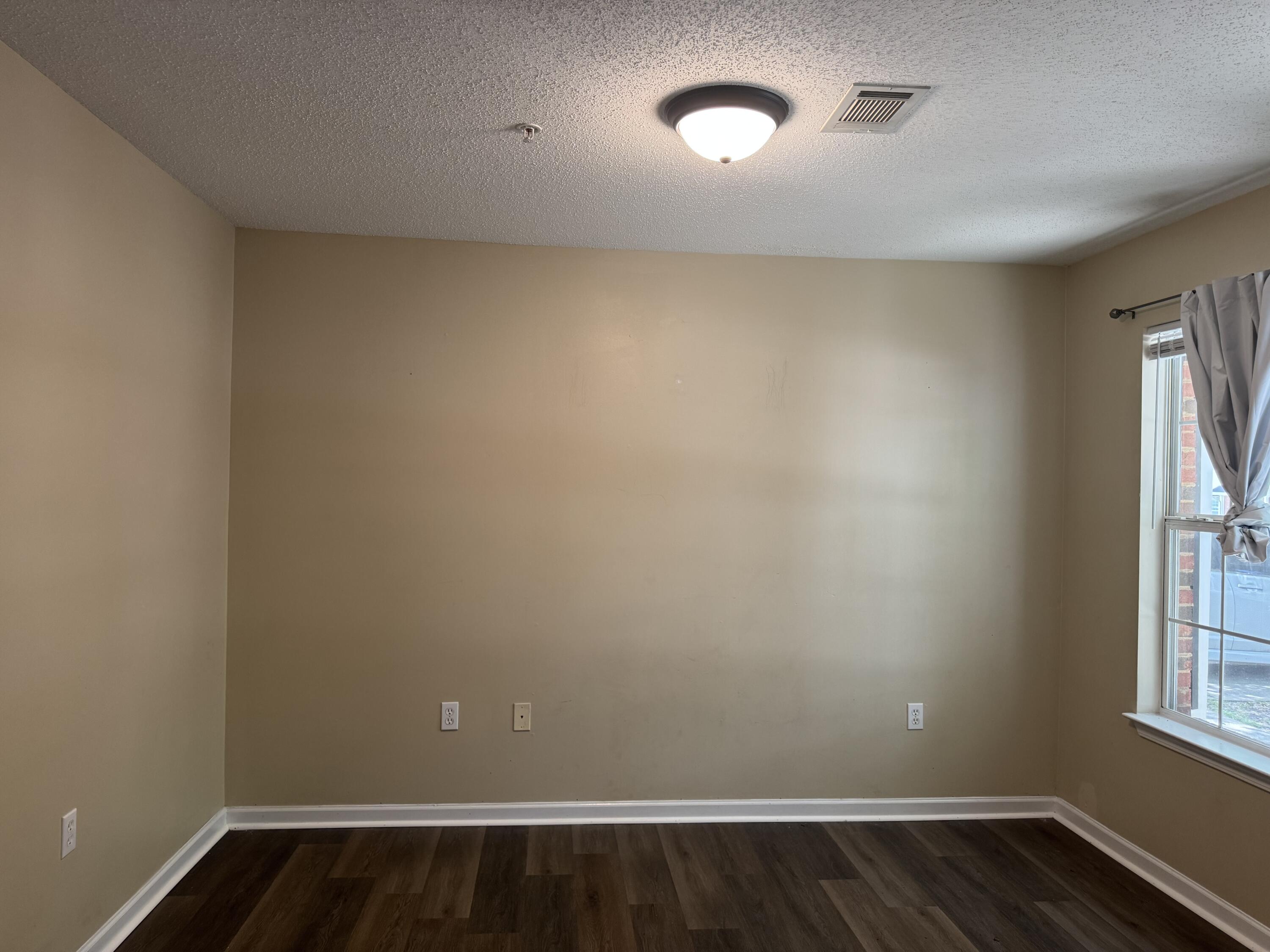 ROLLING PINES - Residential Lease