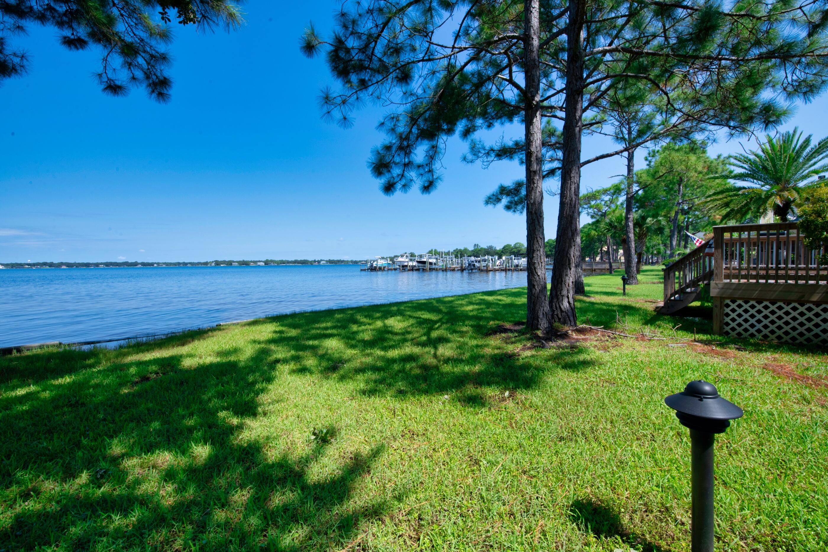 GARNIERS CAY T/H - Residential