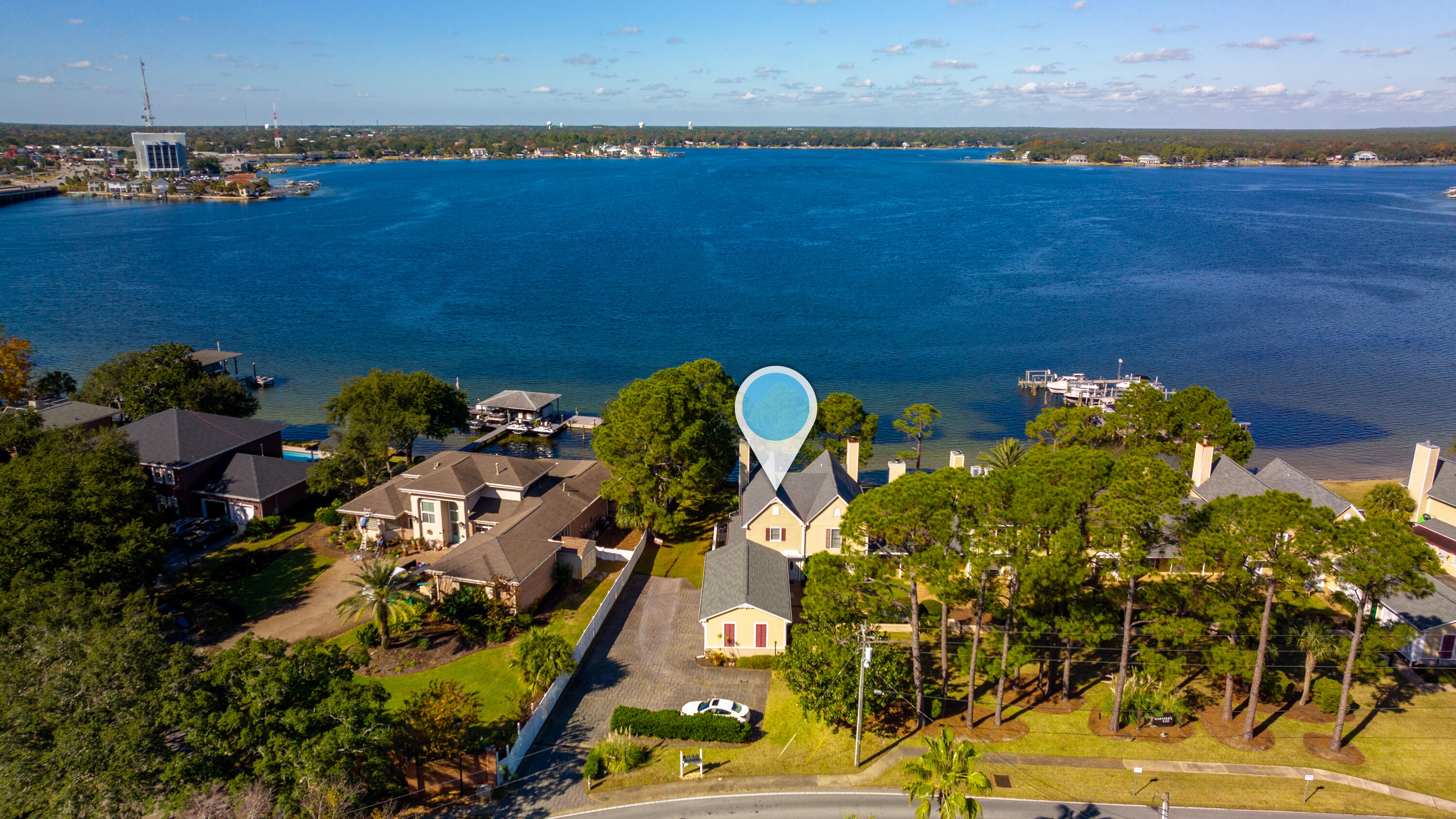 GARNIERS CAY T/H - Residential