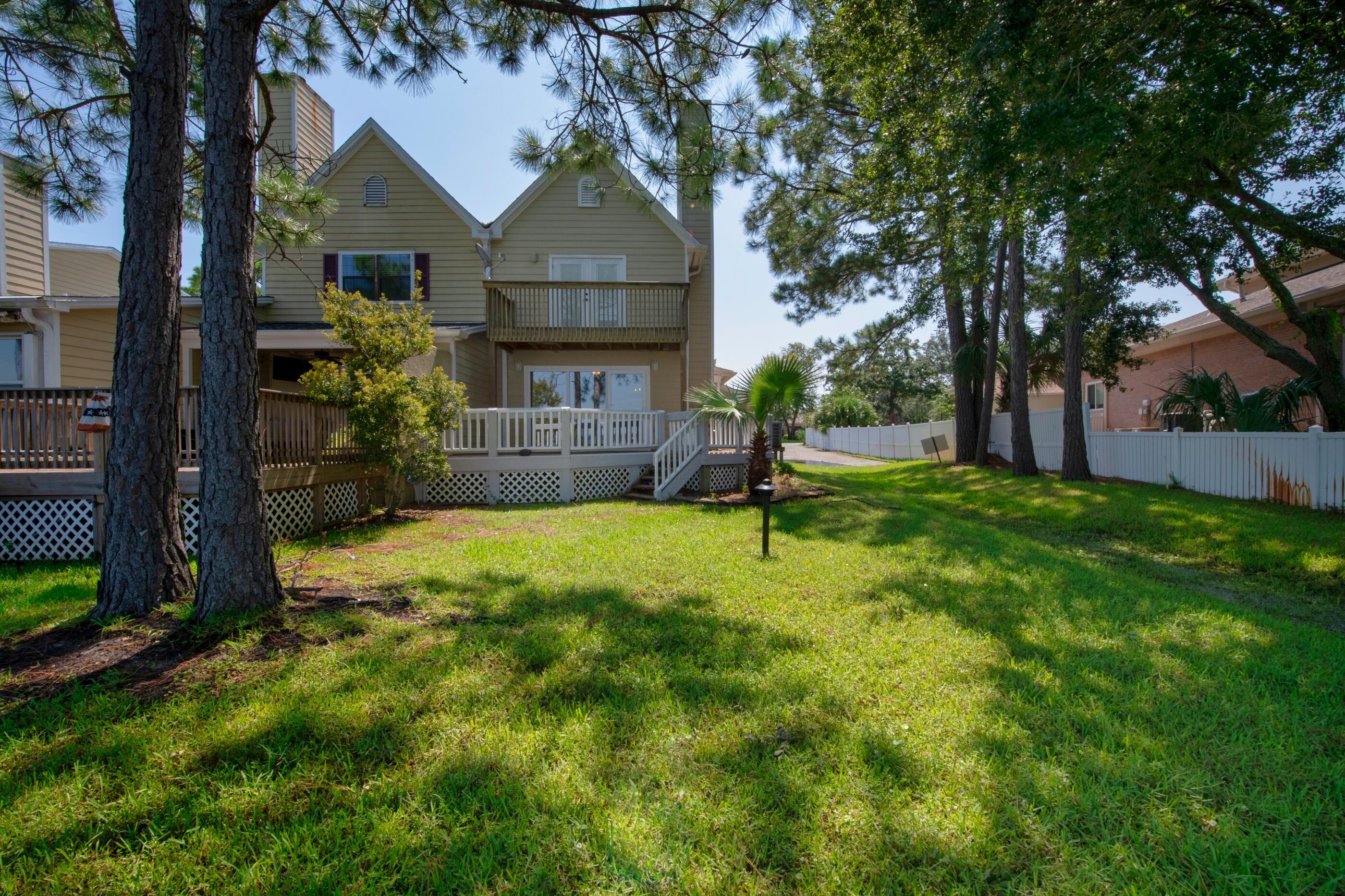 GARNIERS CAY T/H - Residential