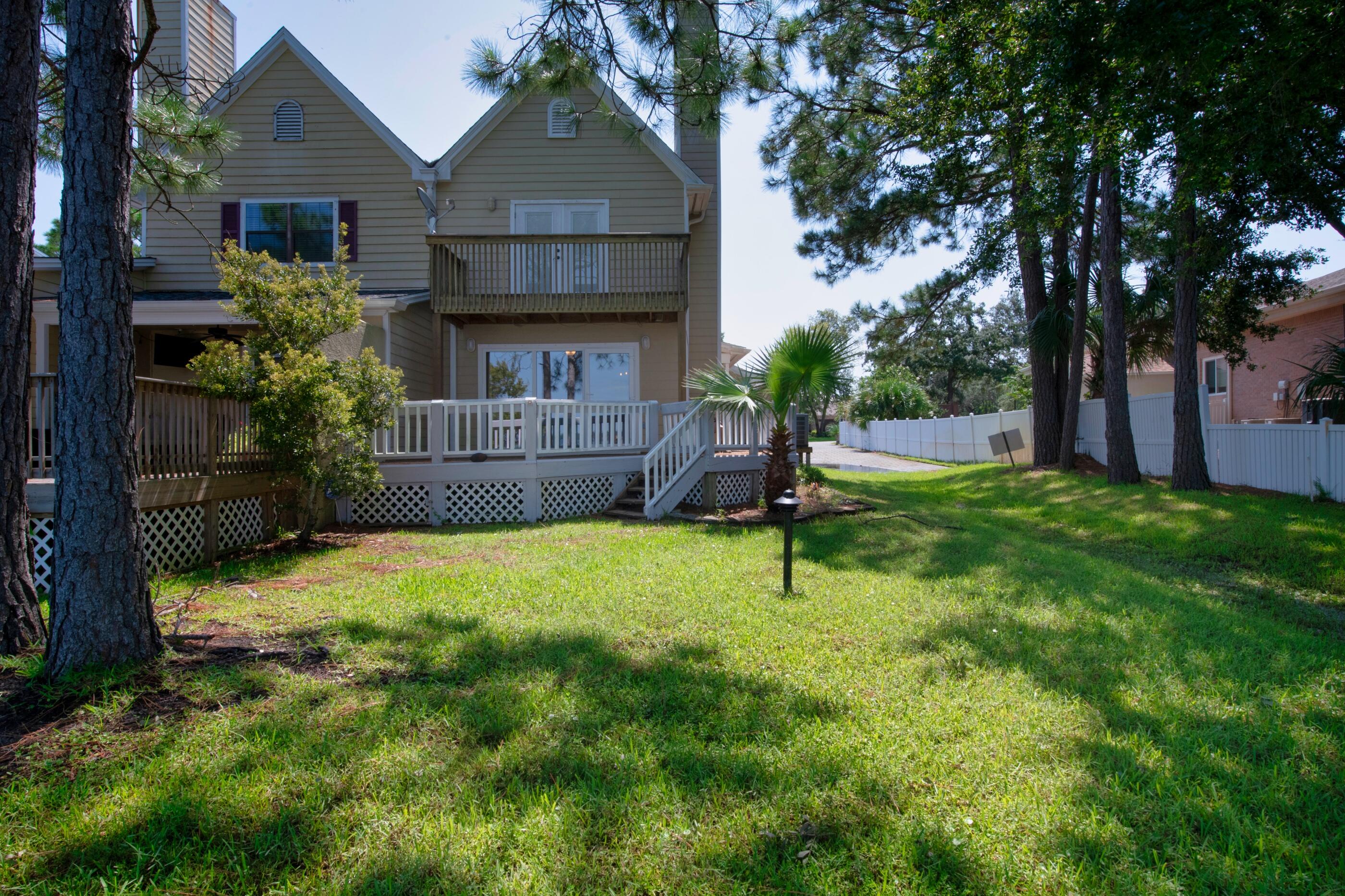 GARNIERS CAY T/H - Residential