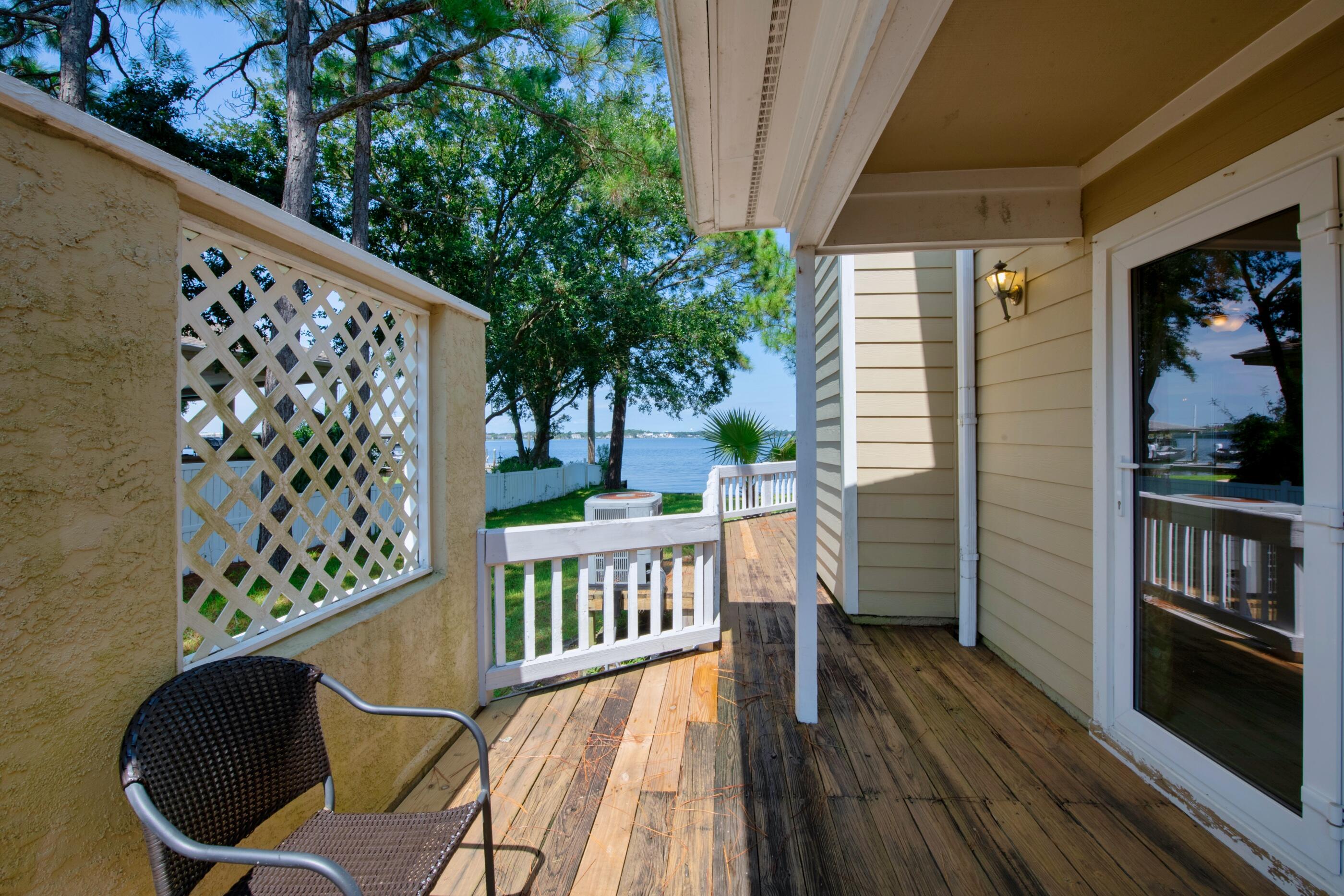 GARNIERS CAY T/H - Residential