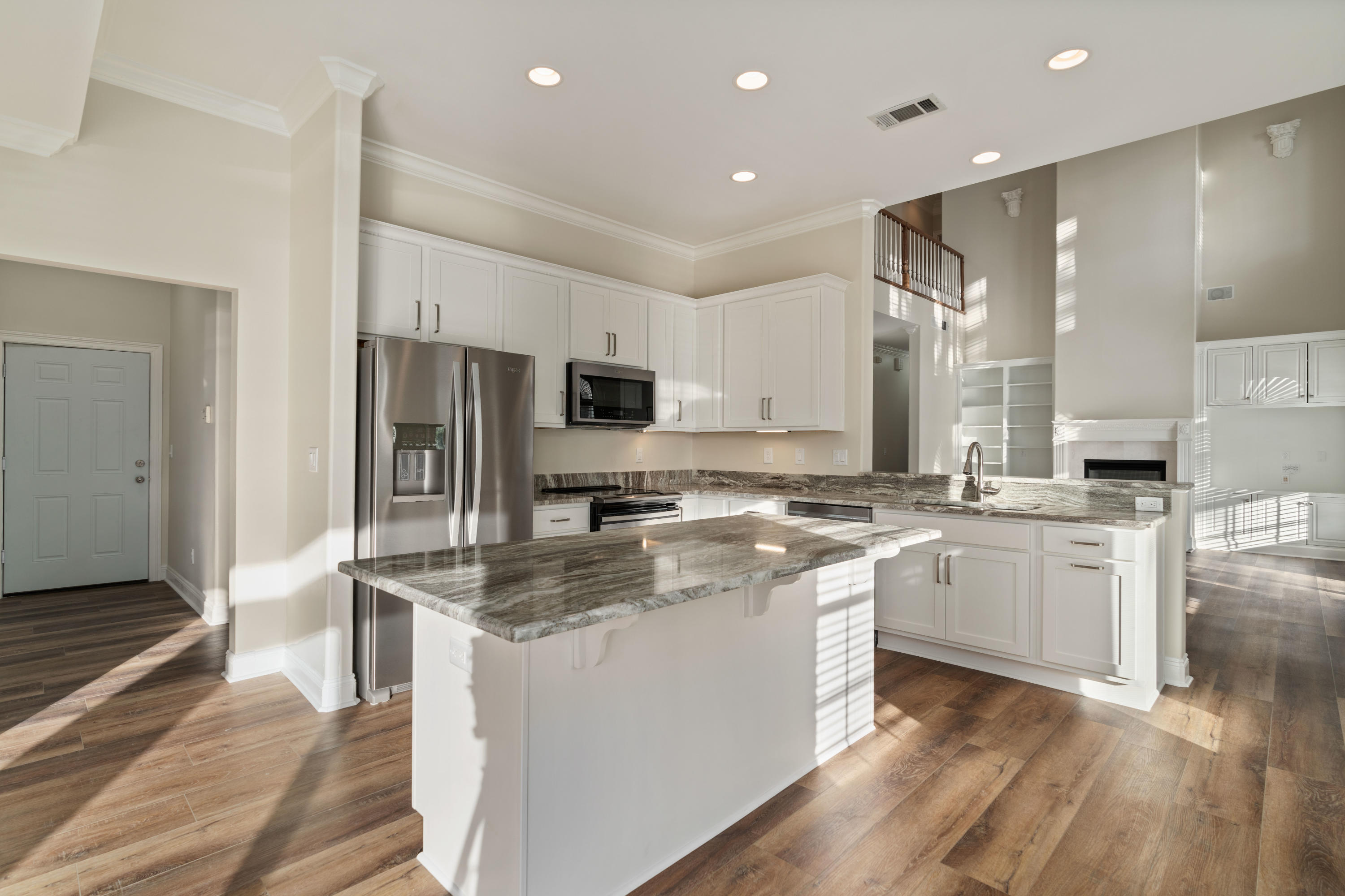 MAGNOLIA LAKE S/D AT BLUEWATER BAY - Residential