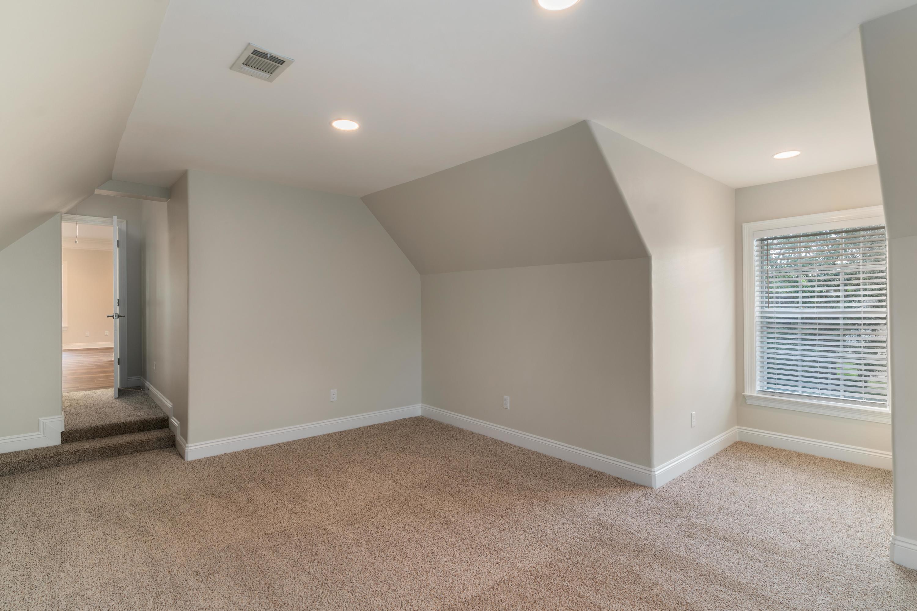 MAGNOLIA LAKE S/D AT BLUEWATER BAY - Residential