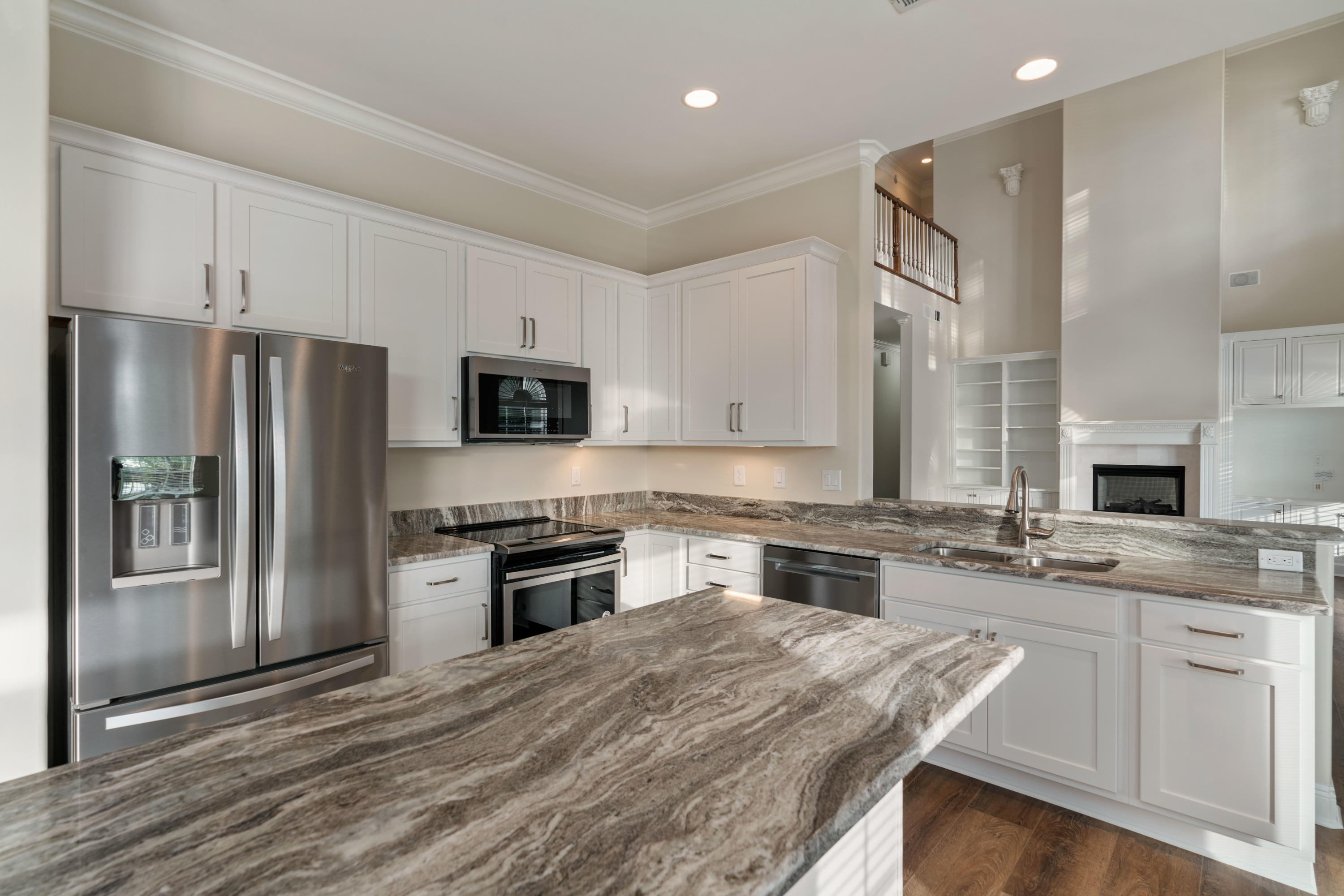 MAGNOLIA LAKE S/D AT BLUEWATER BAY - Residential