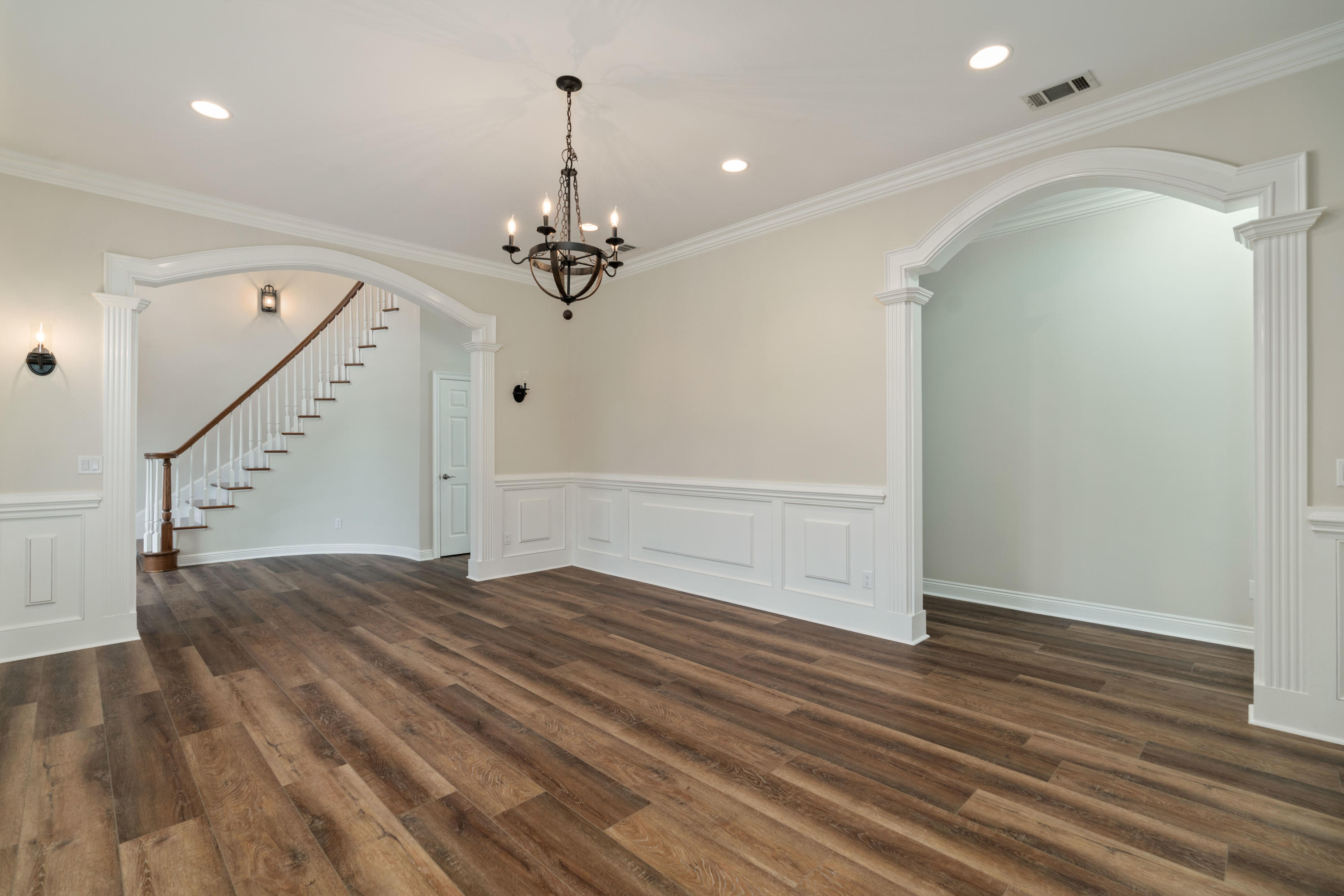 MAGNOLIA LAKE S/D AT BLUEWATER BAY - Residential