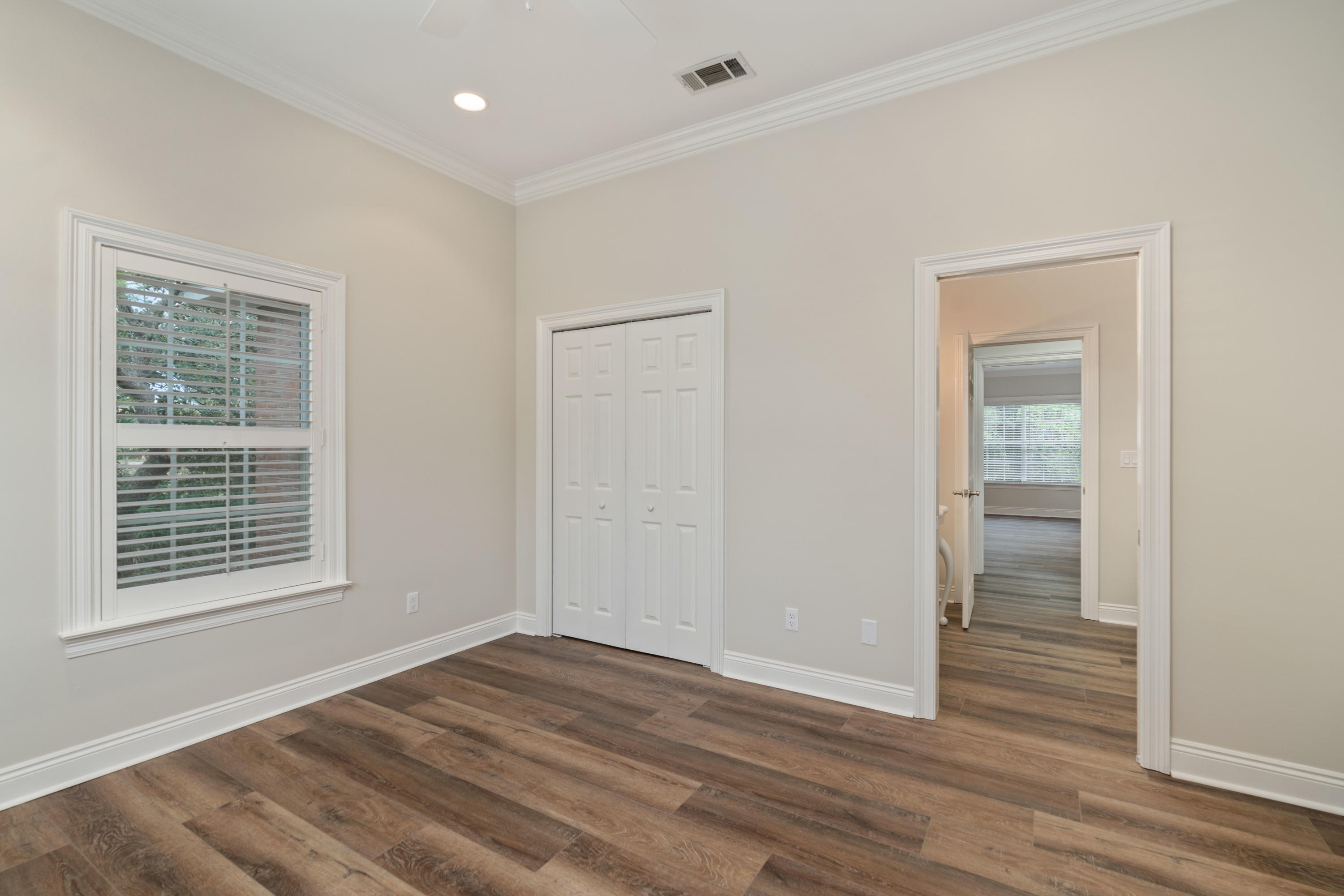 MAGNOLIA LAKE S/D AT BLUEWATER BAY - Residential