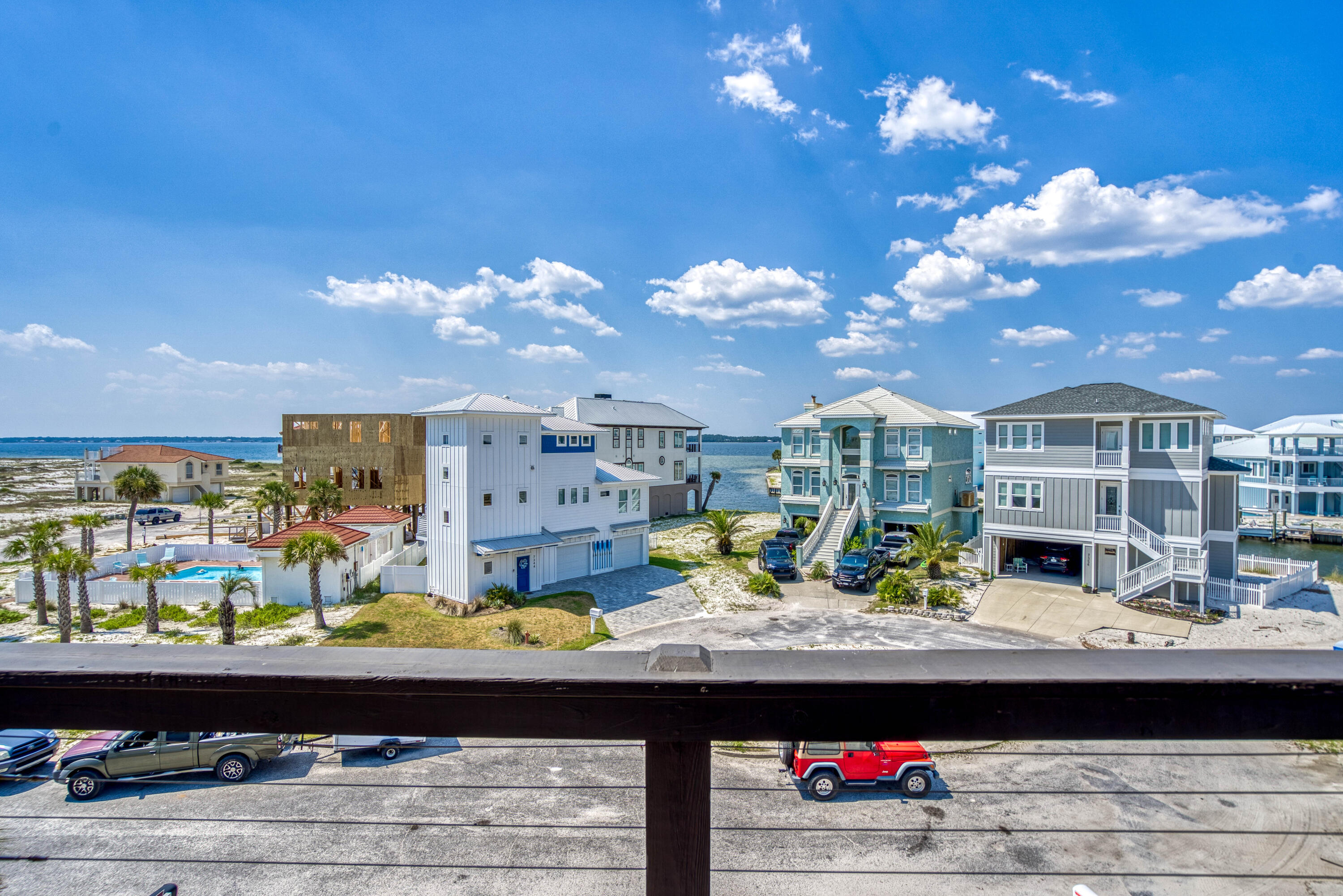 SAILMAKER COVE - Residential