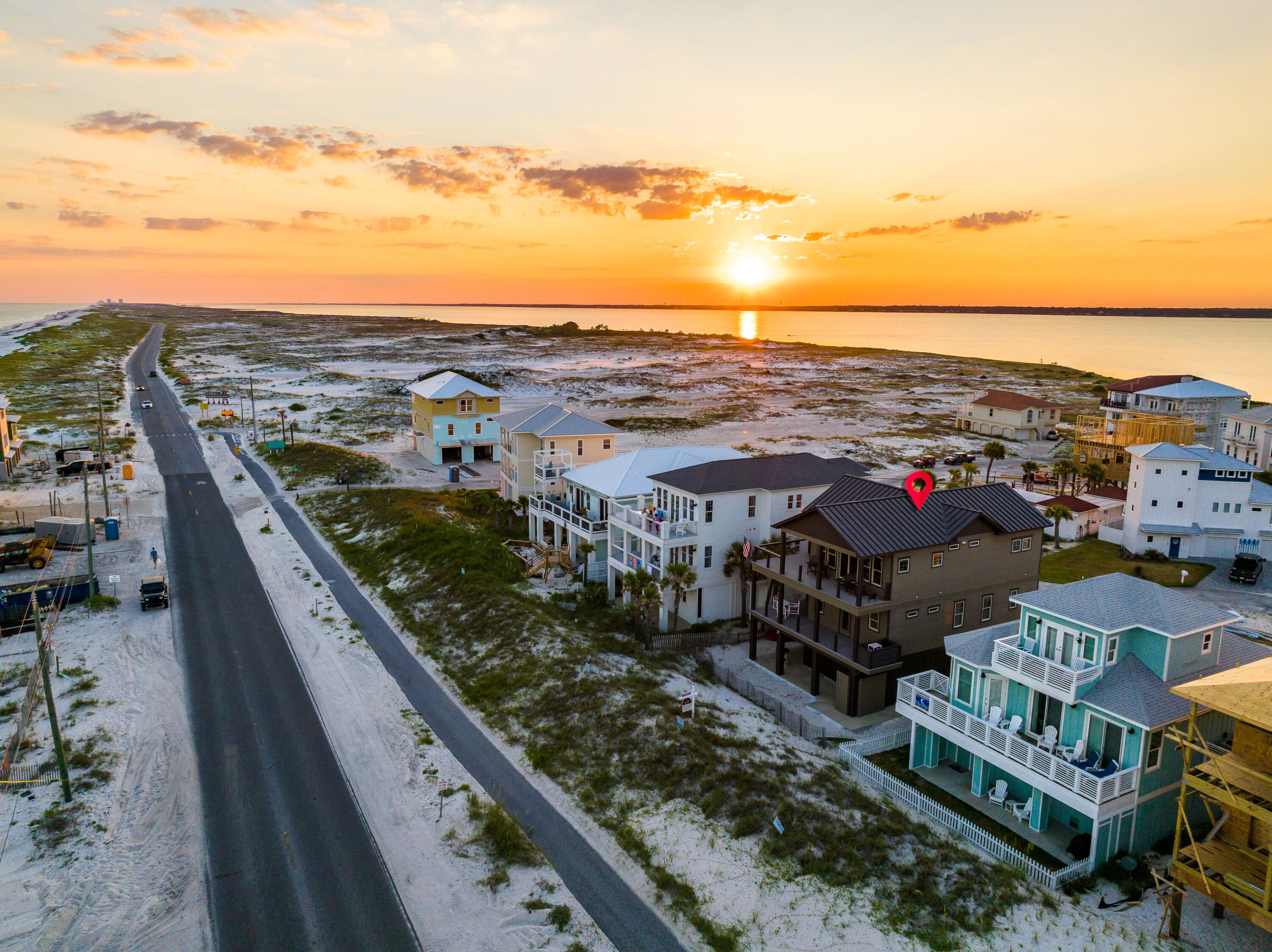 SAILMAKER COVE - Residential